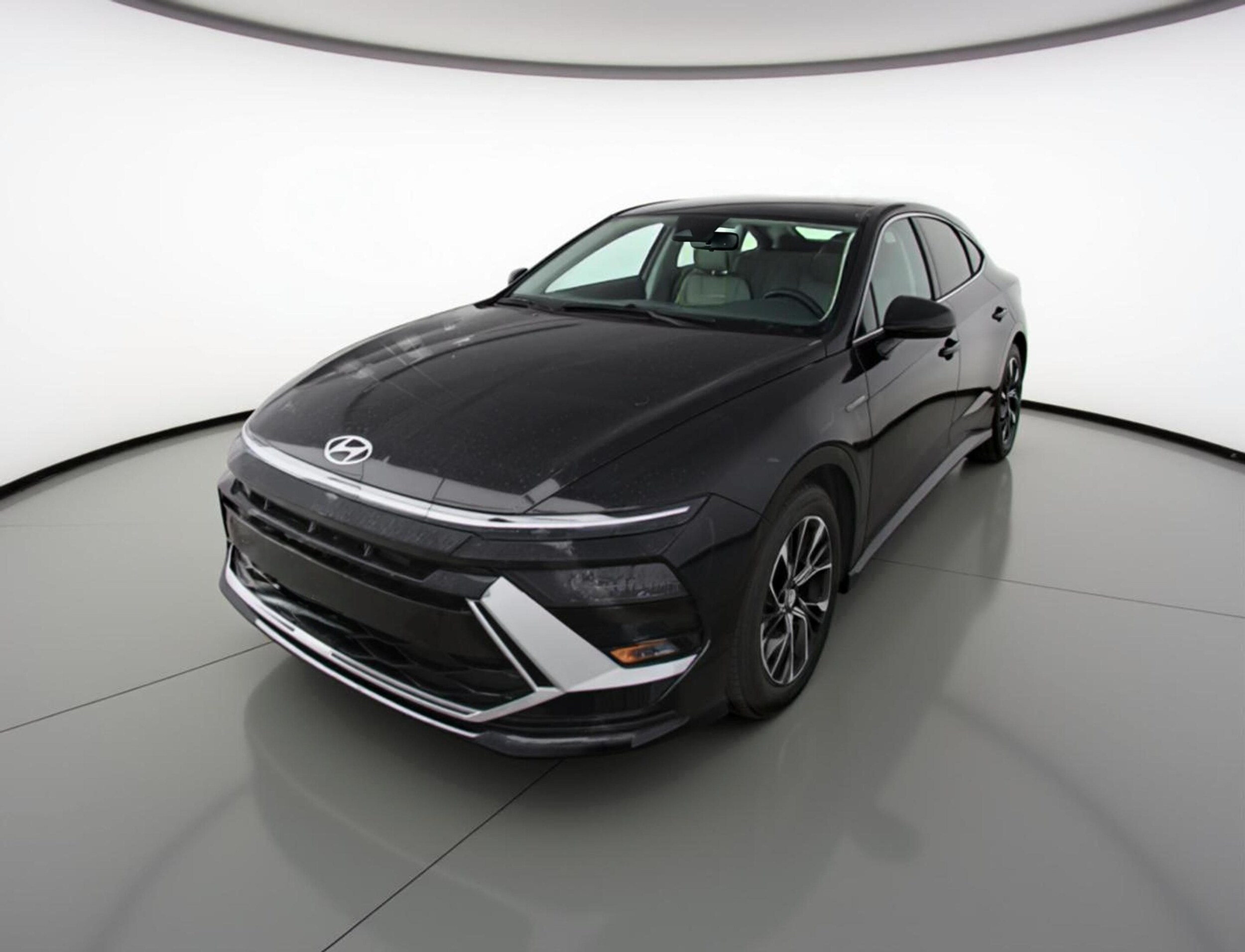 Thumbnail: 2025 Hyundai Sonata - 3