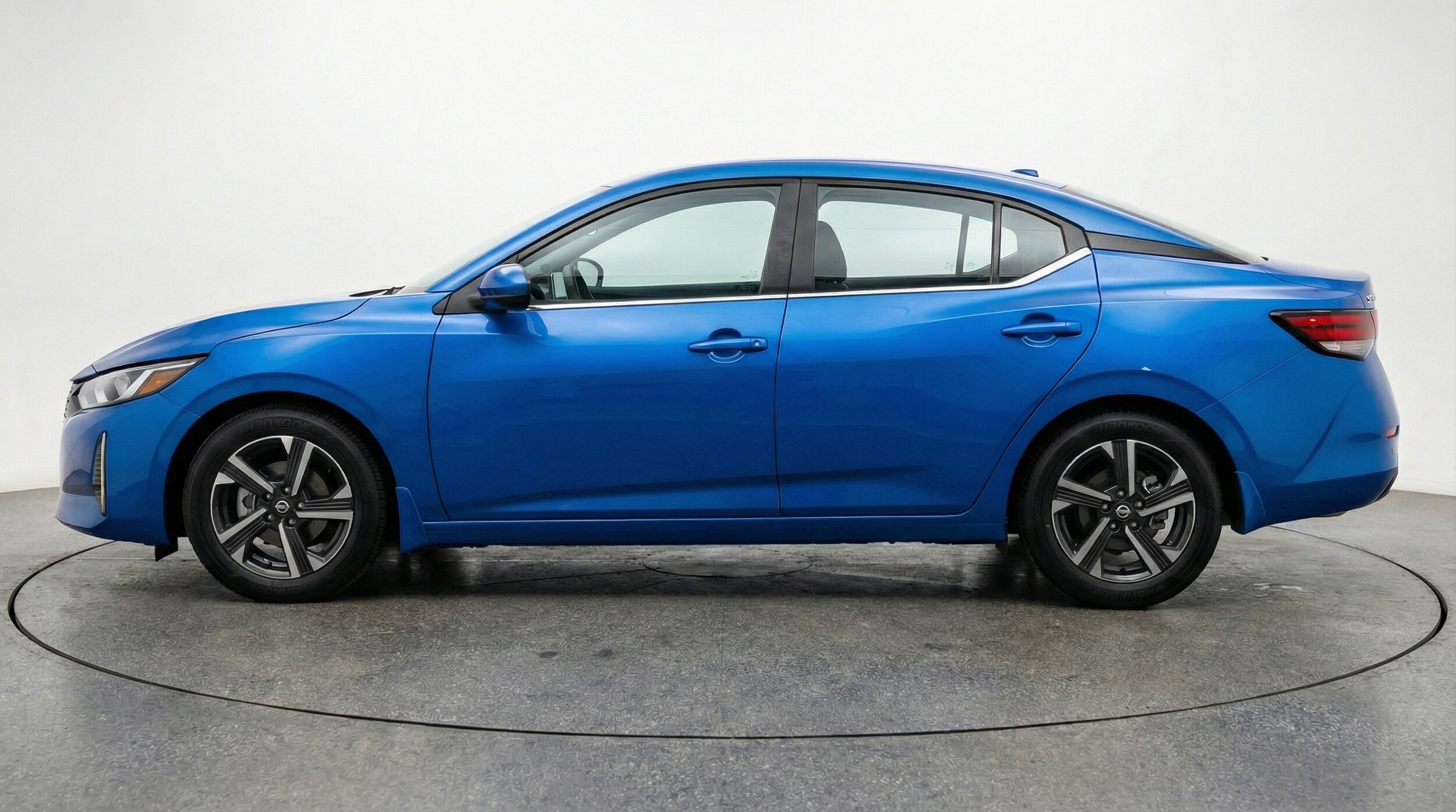 Thumbnail: 2025 Nissan Sentra - 4