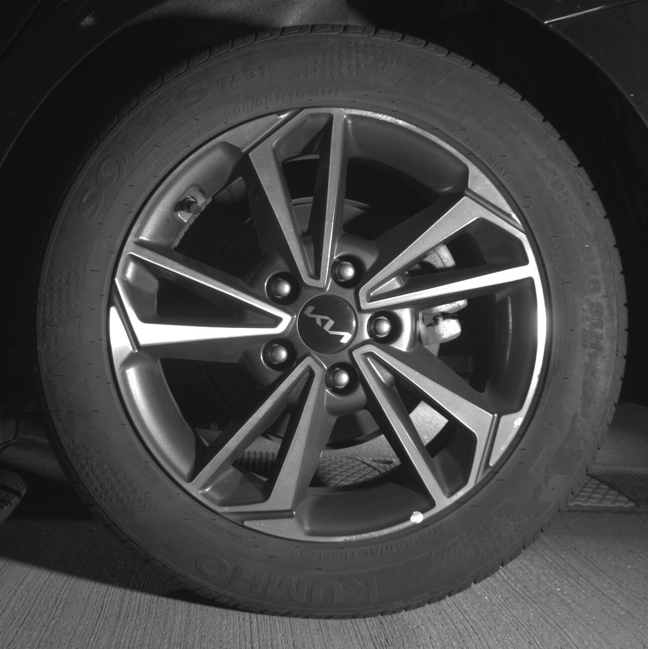 Thumbnail: 2023 Kia Forte - 11