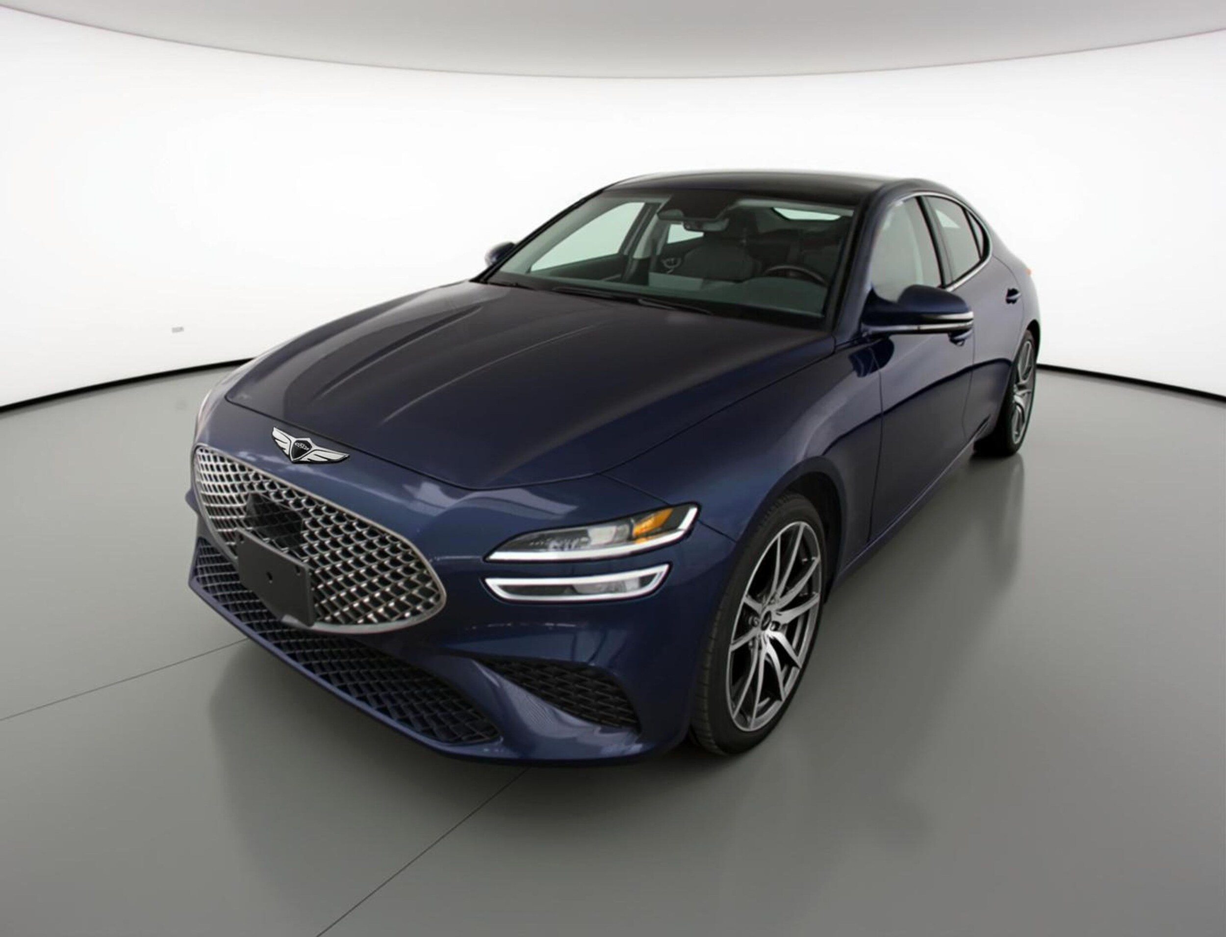 Thumbnail: 2025 Genesis G70 - 3