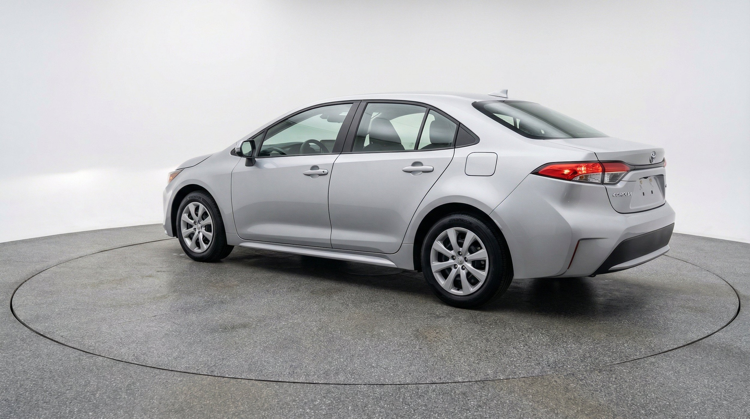 Thumbnail: 2025 Toyota Corolla - 6