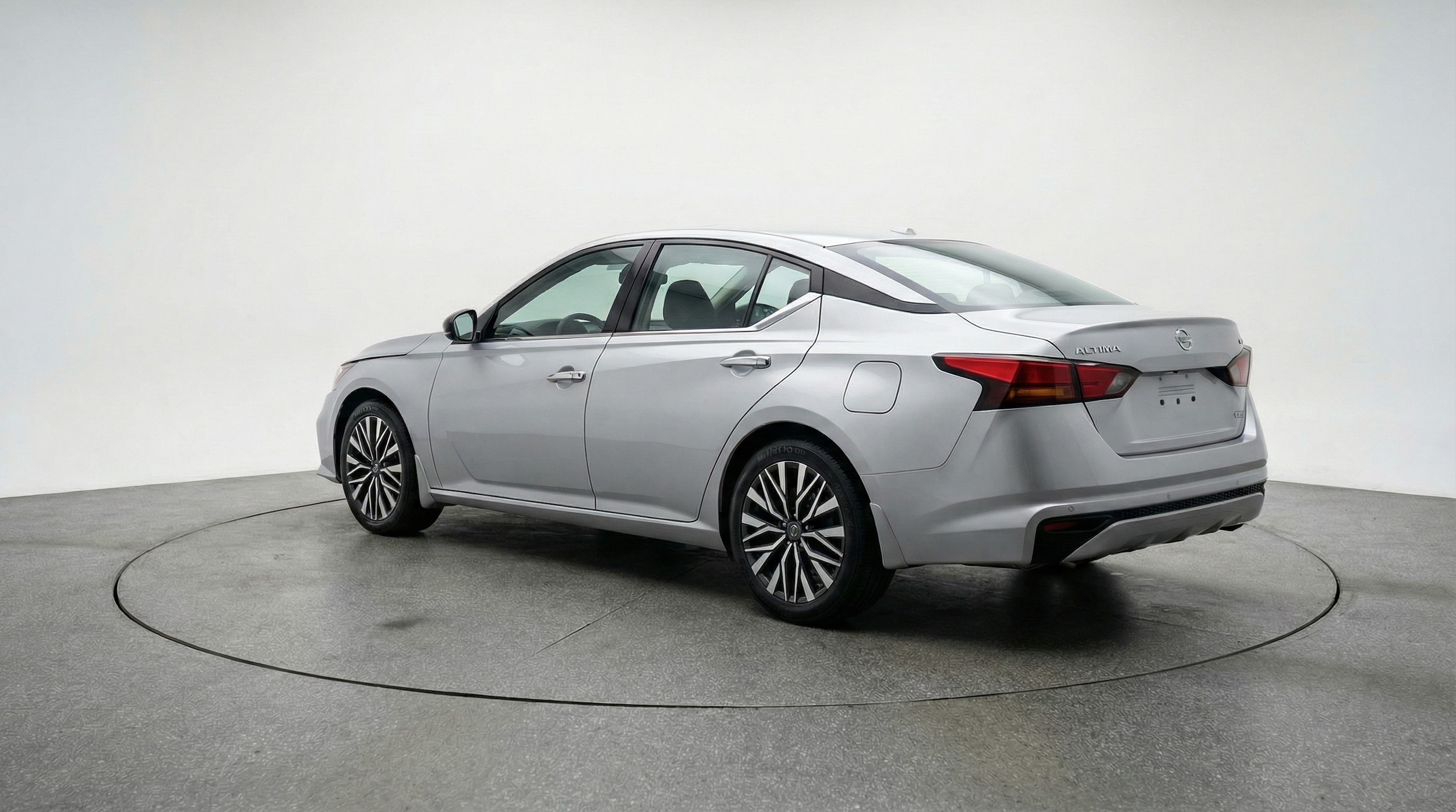 Thumbnail: 2025 Nissan Altima - 5