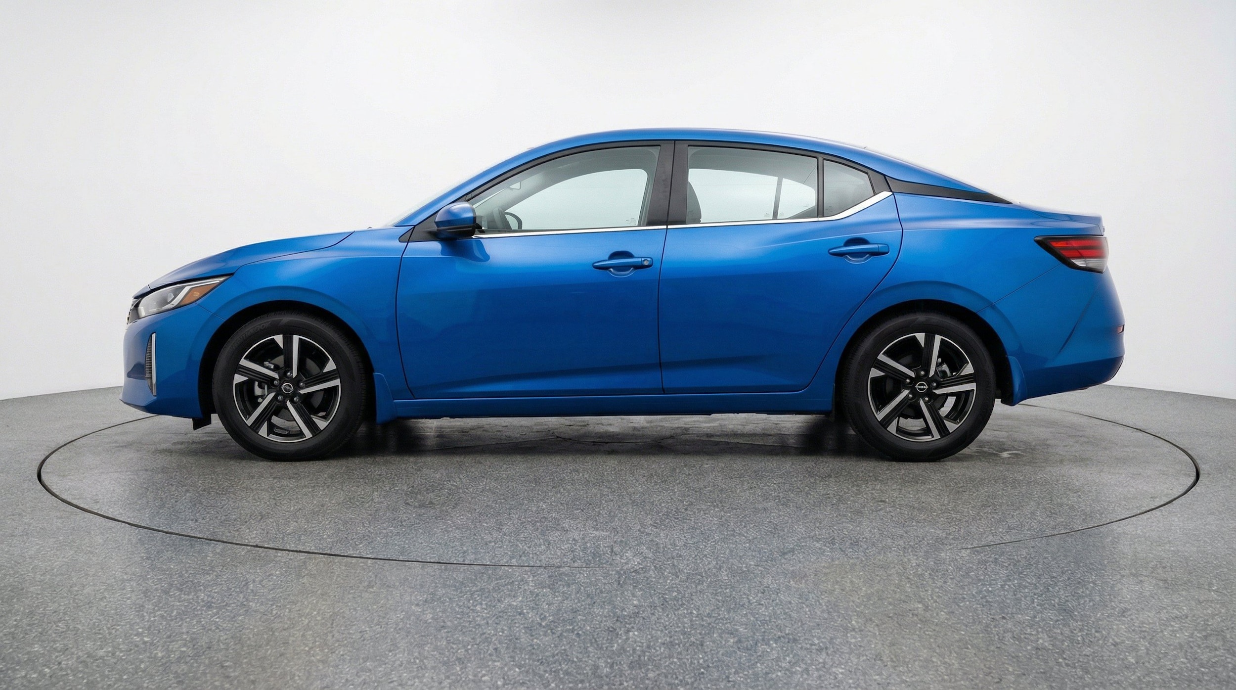 Thumbnail: 2025 Nissan Sentra - 5