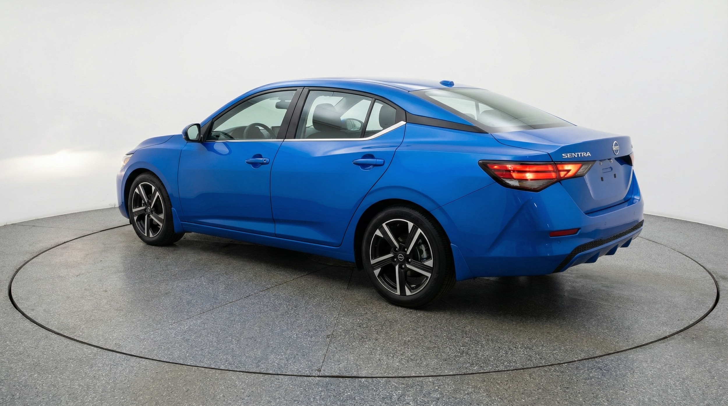 Thumbnail: 2025 Nissan Sentra - 5