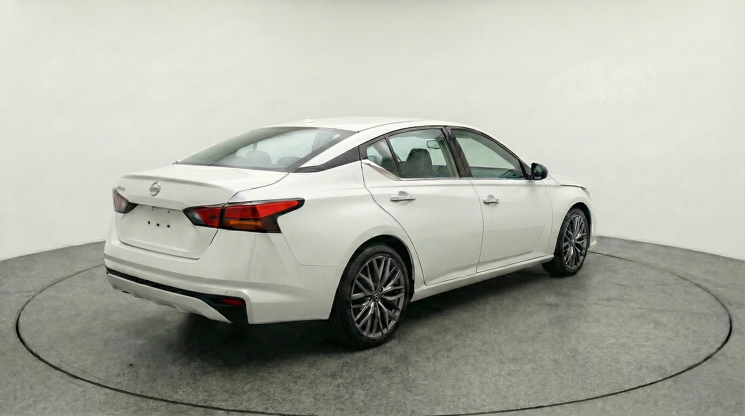 Thumbnail: 2025 Nissan Altima - 7