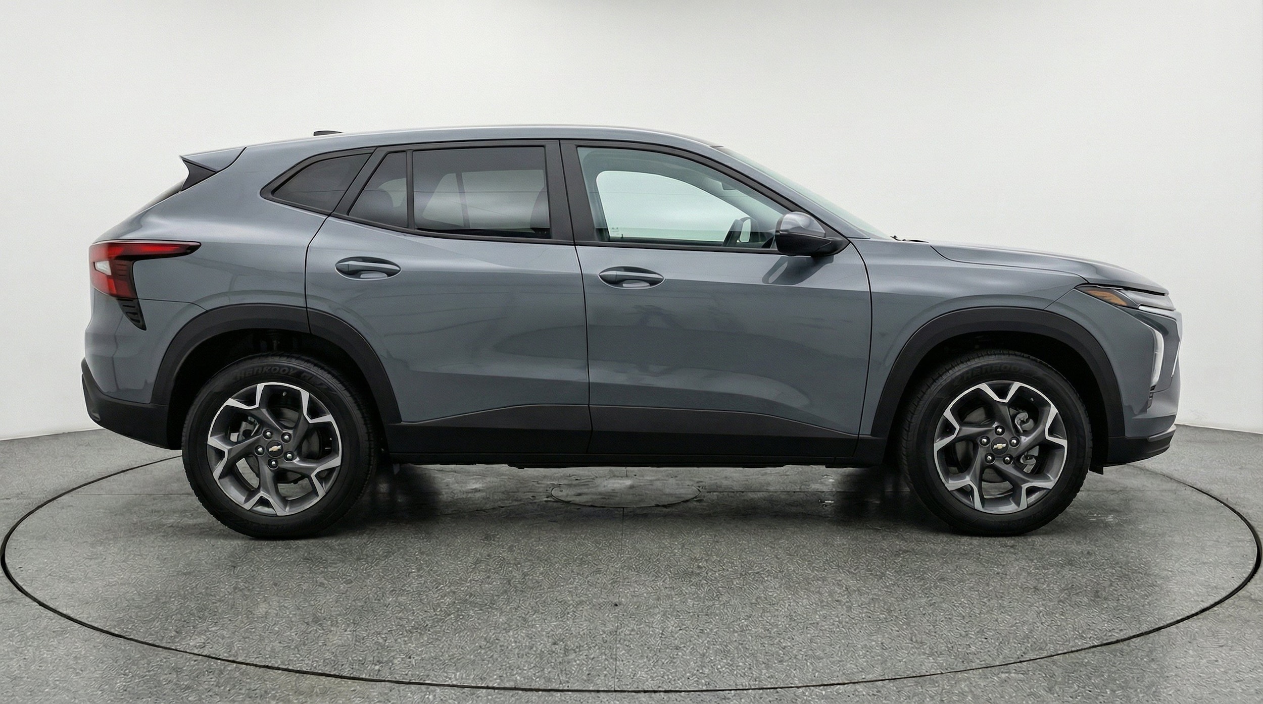 Thumbnail: 2025 Chevrolet Trax - 11