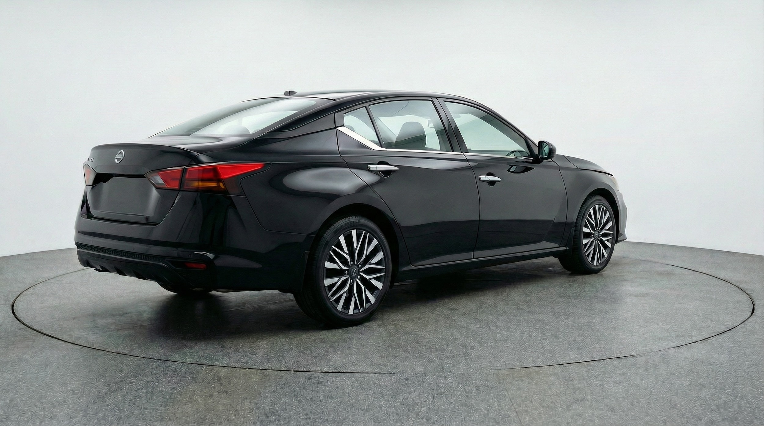 Thumbnail: 2025 Nissan Altima - 7