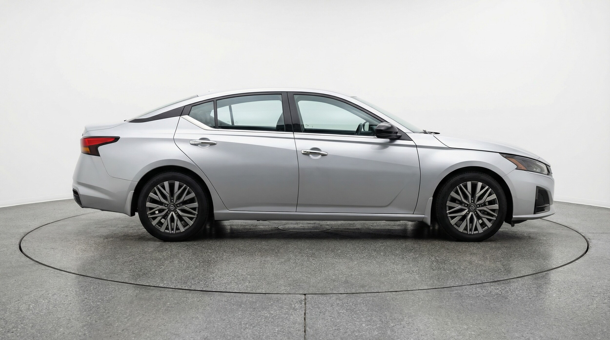 Thumbnail: 2025 Nissan Altima - 8