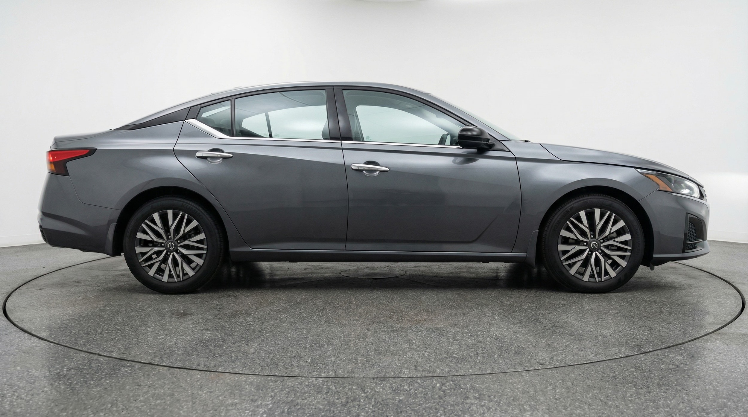 Thumbnail: 2025 Nissan Altima - 8