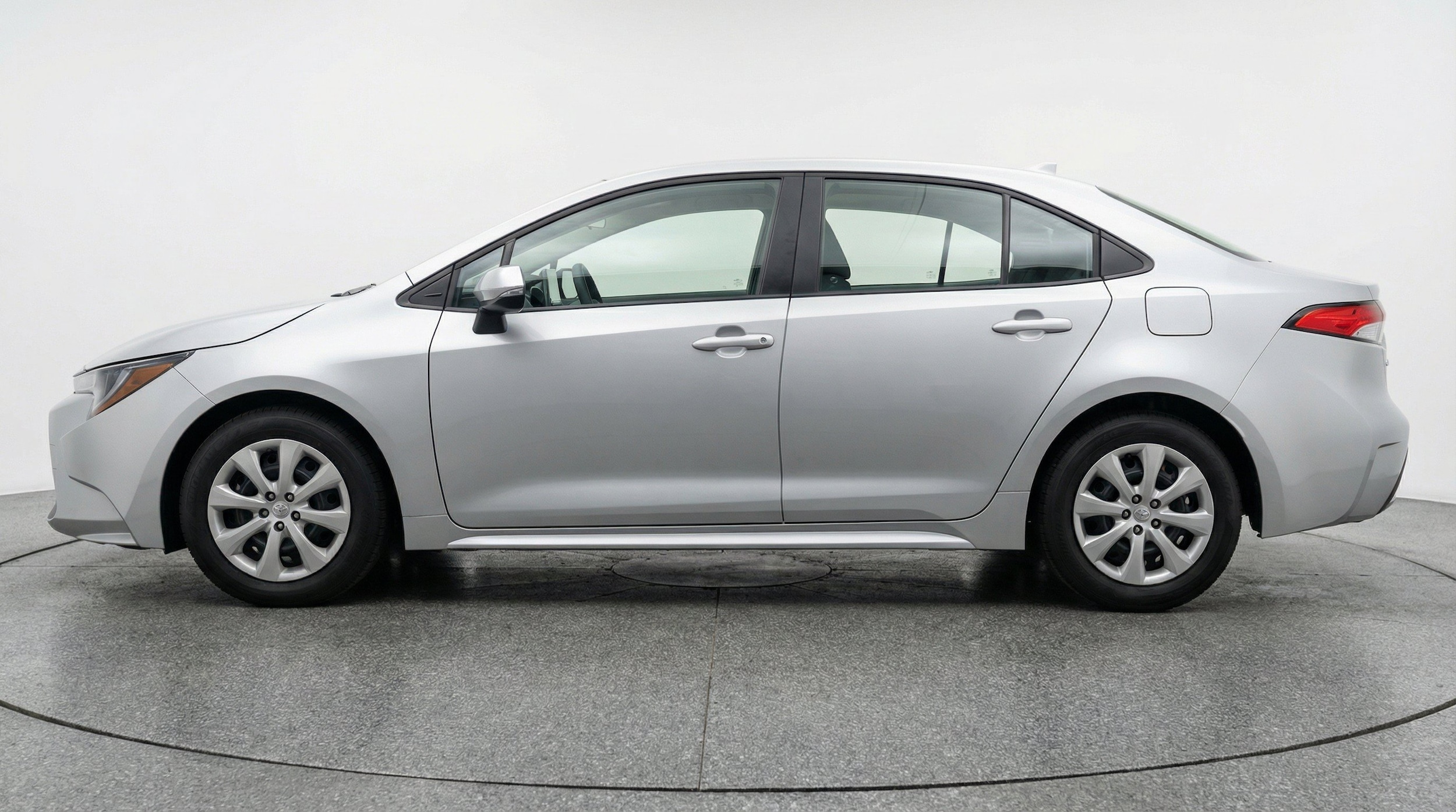 Thumbnail: 2025 Toyota Corolla - 5