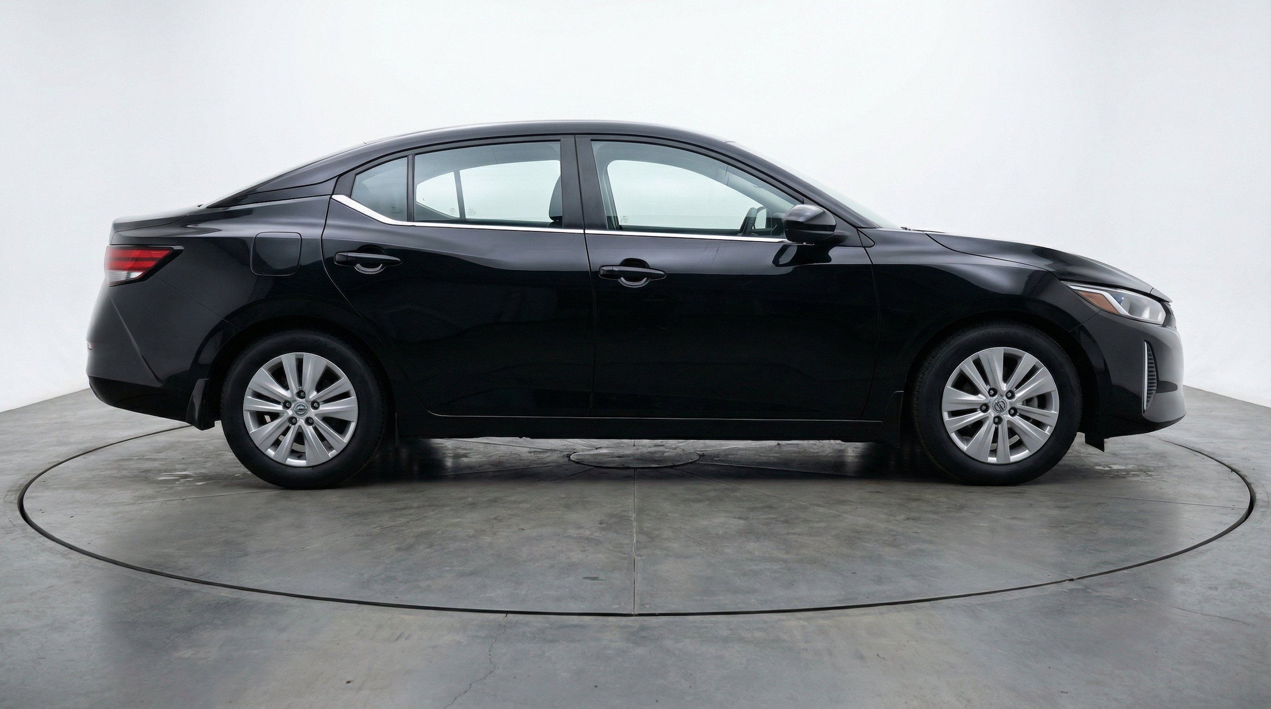 Thumbnail: 2025 Nissan Sentra - 11