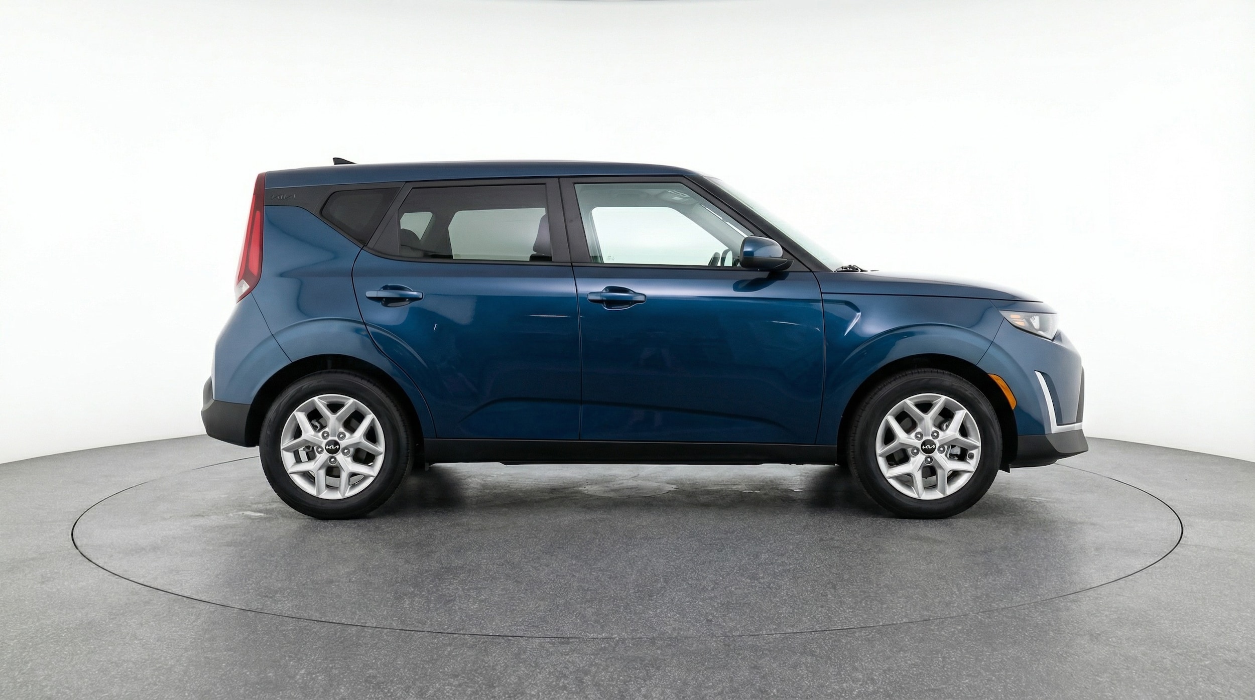 Thumbnail: 2025 Kia Soul - 8