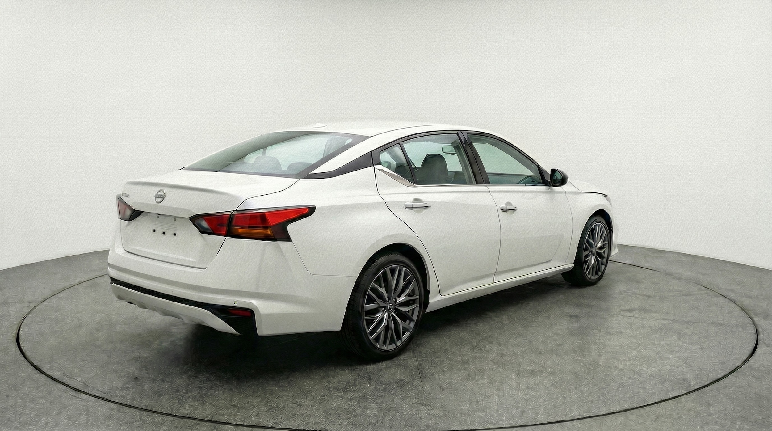 Thumbnail: 2025 Nissan Altima - 7