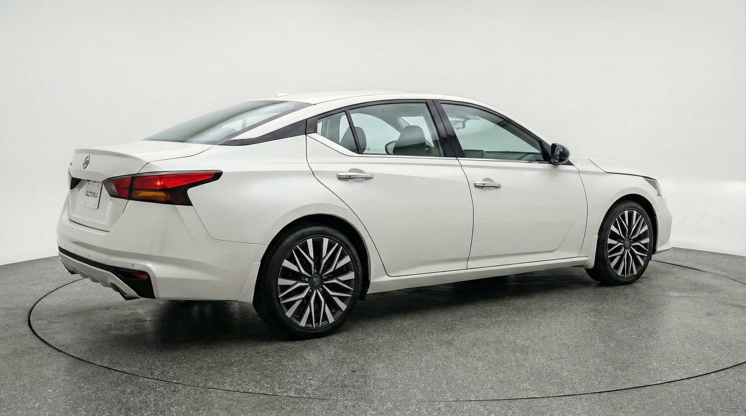 Thumbnail: 2025 Nissan Altima - 7