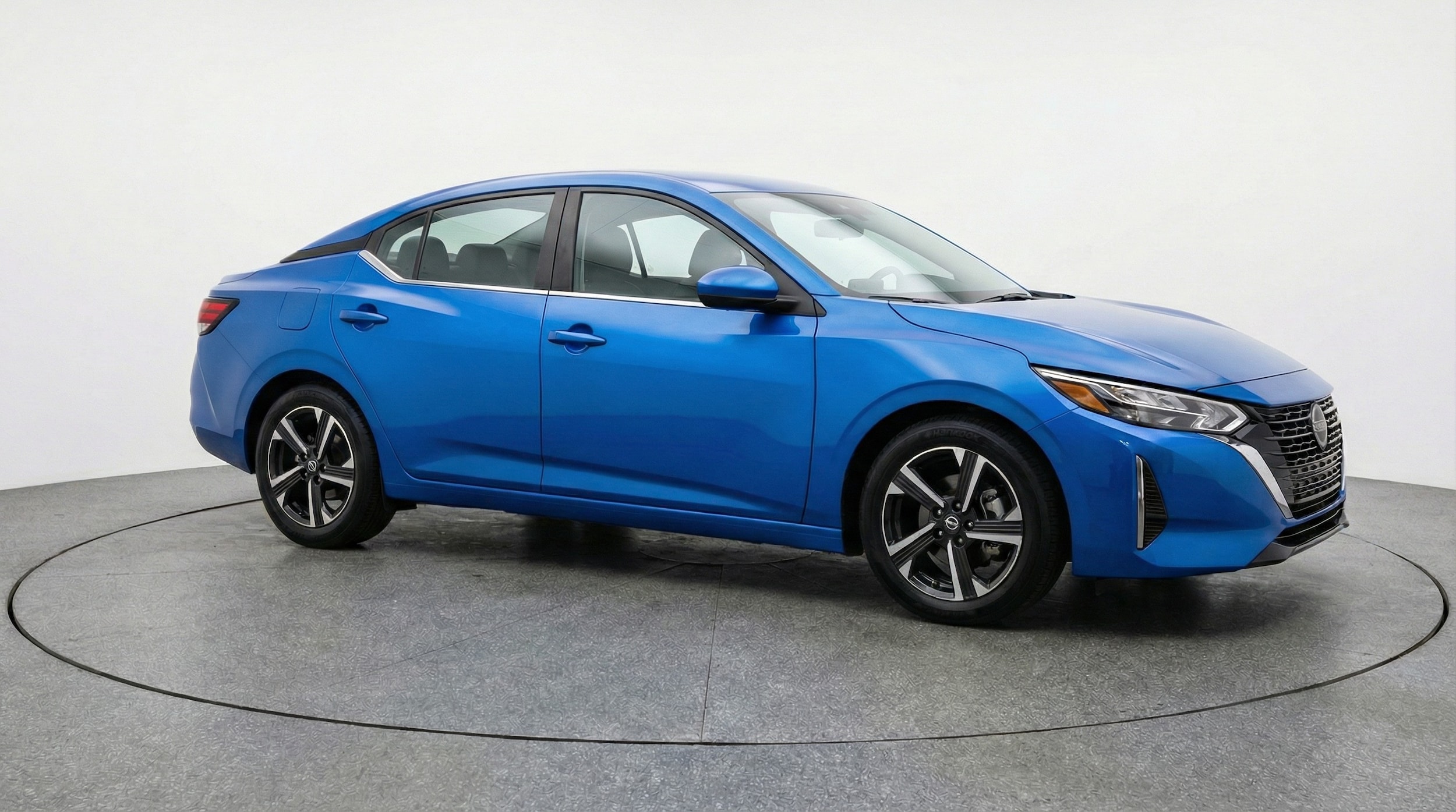 Thumbnail: 2025 Nissan Sentra - 1