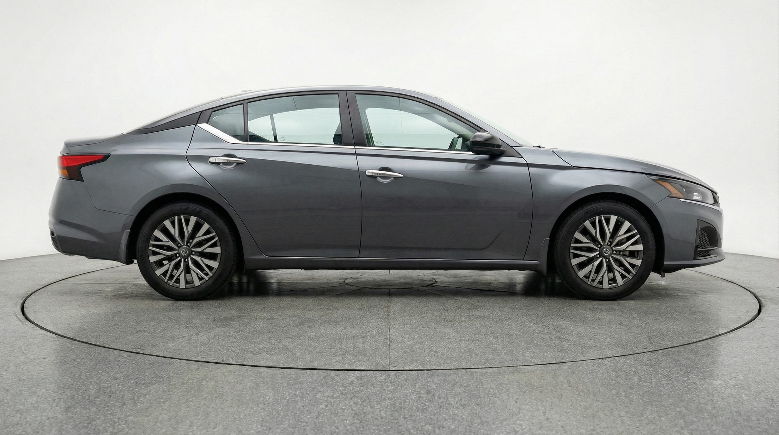 Thumbnail: 2025 Nissan Altima - 8