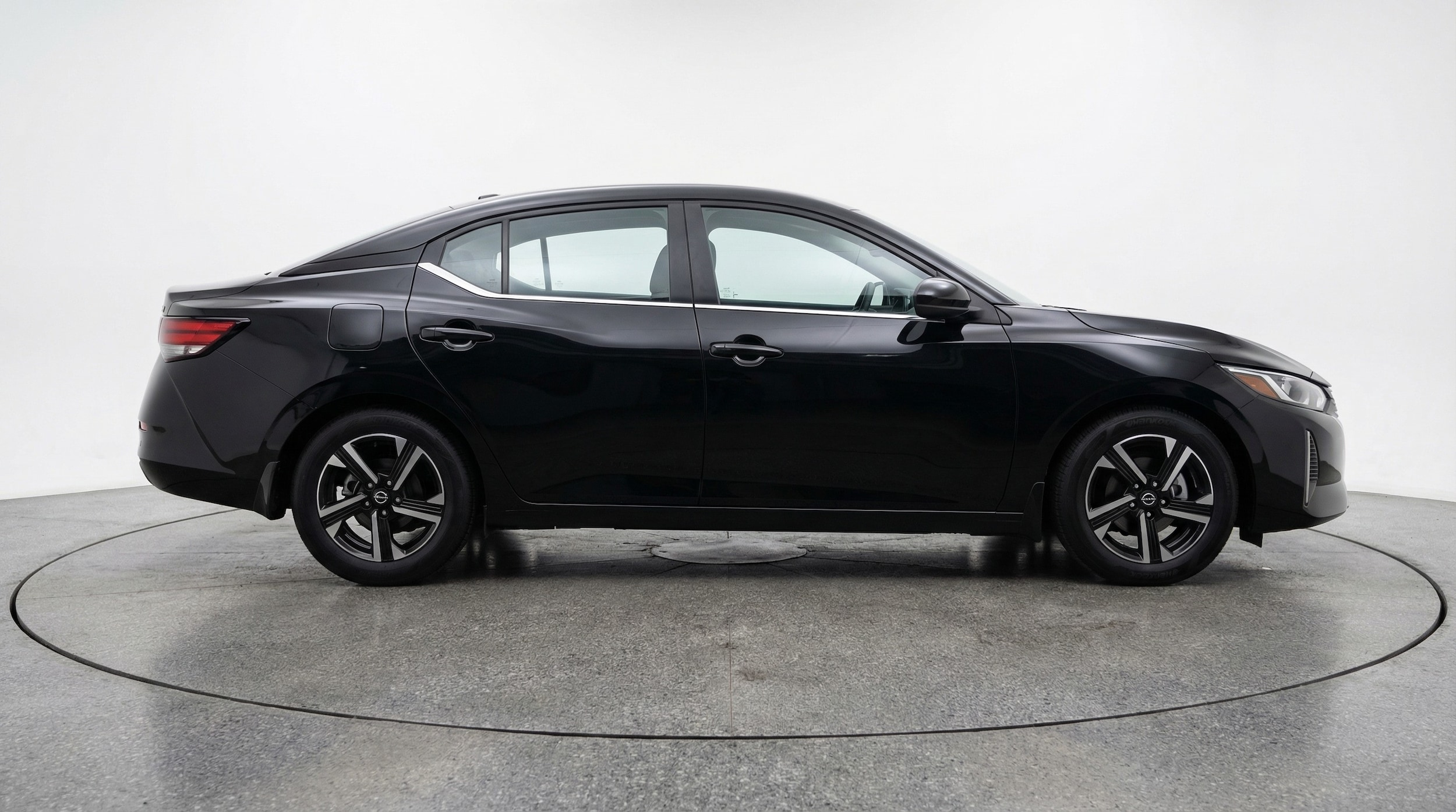 Thumbnail: 2025 Nissan Sentra - 8