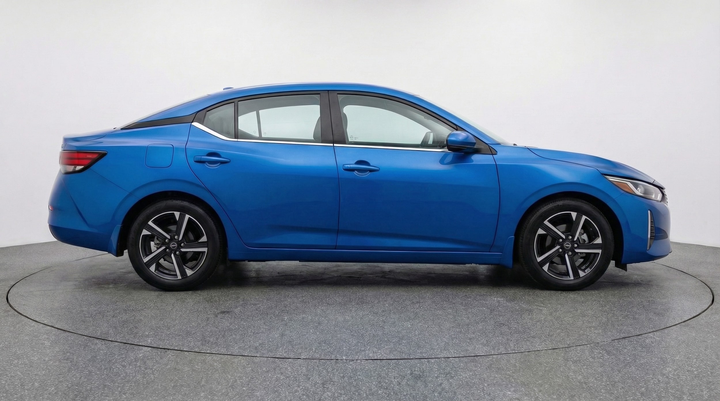 Thumbnail: 2025 Nissan Sentra - 8