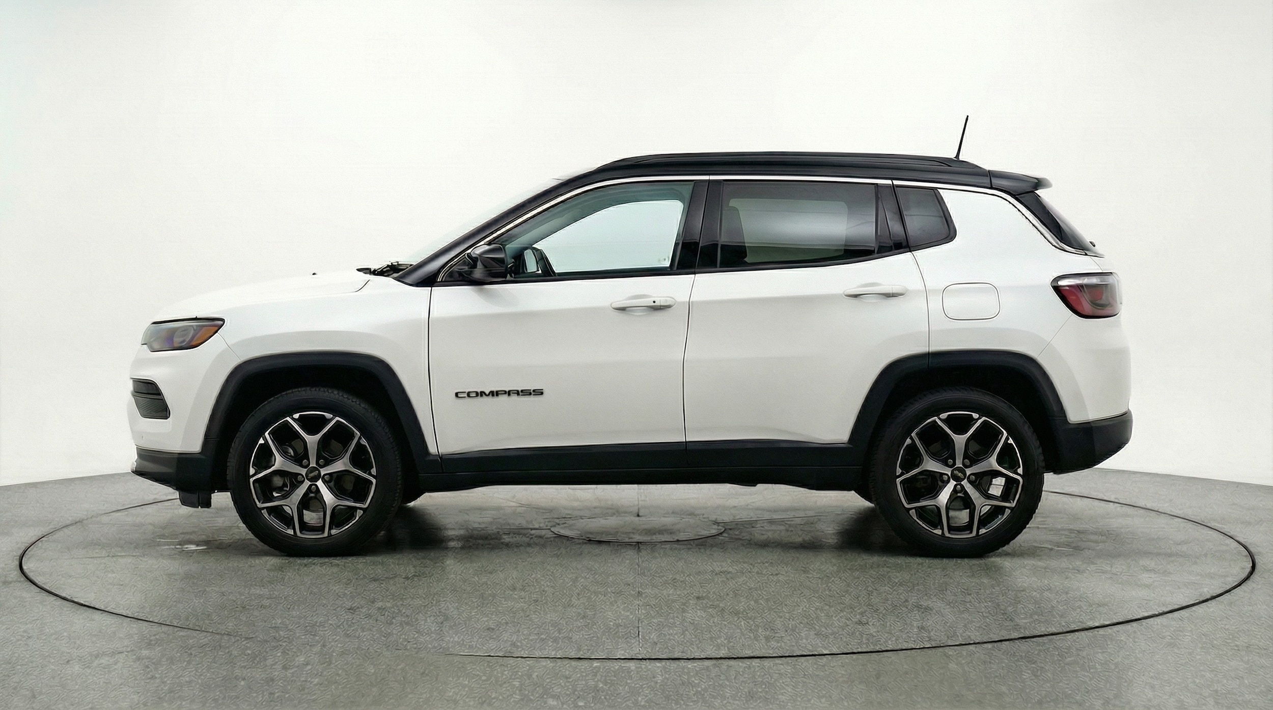 Thumbnail: 2025 Jeep Compass - 4