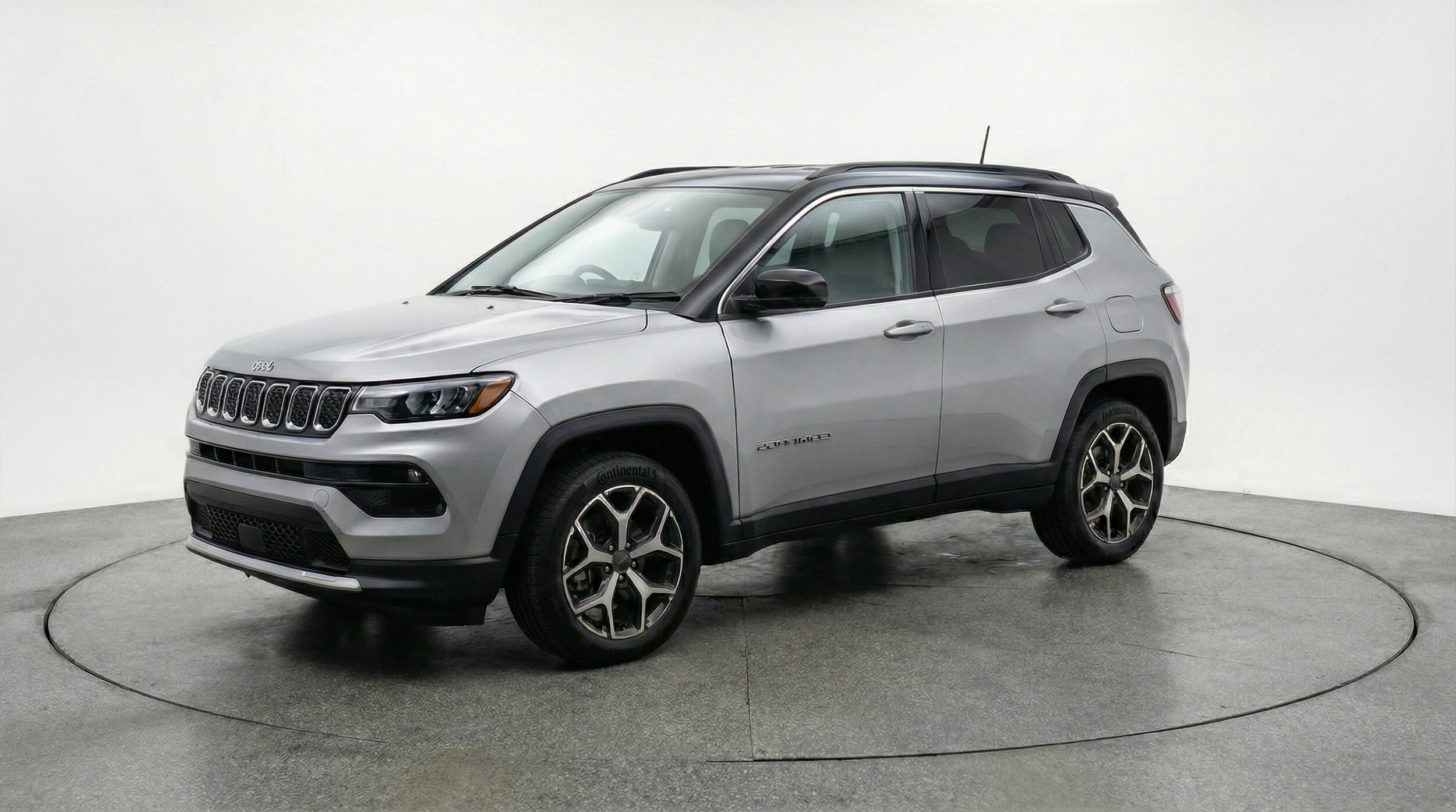 Thumbnail: 2025 Jeep Compass - 3