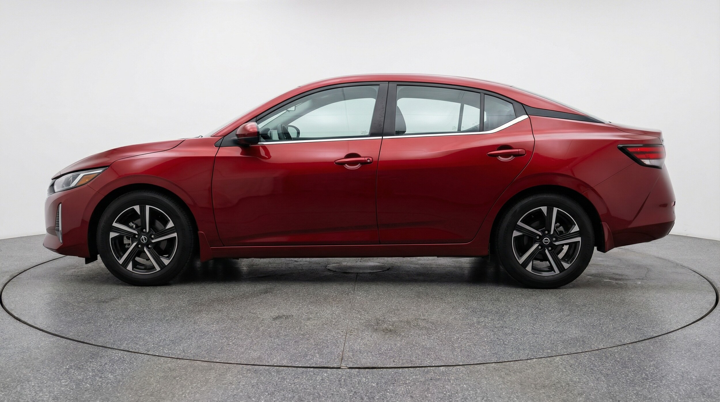 Thumbnail: 2025 Nissan Sentra - 4