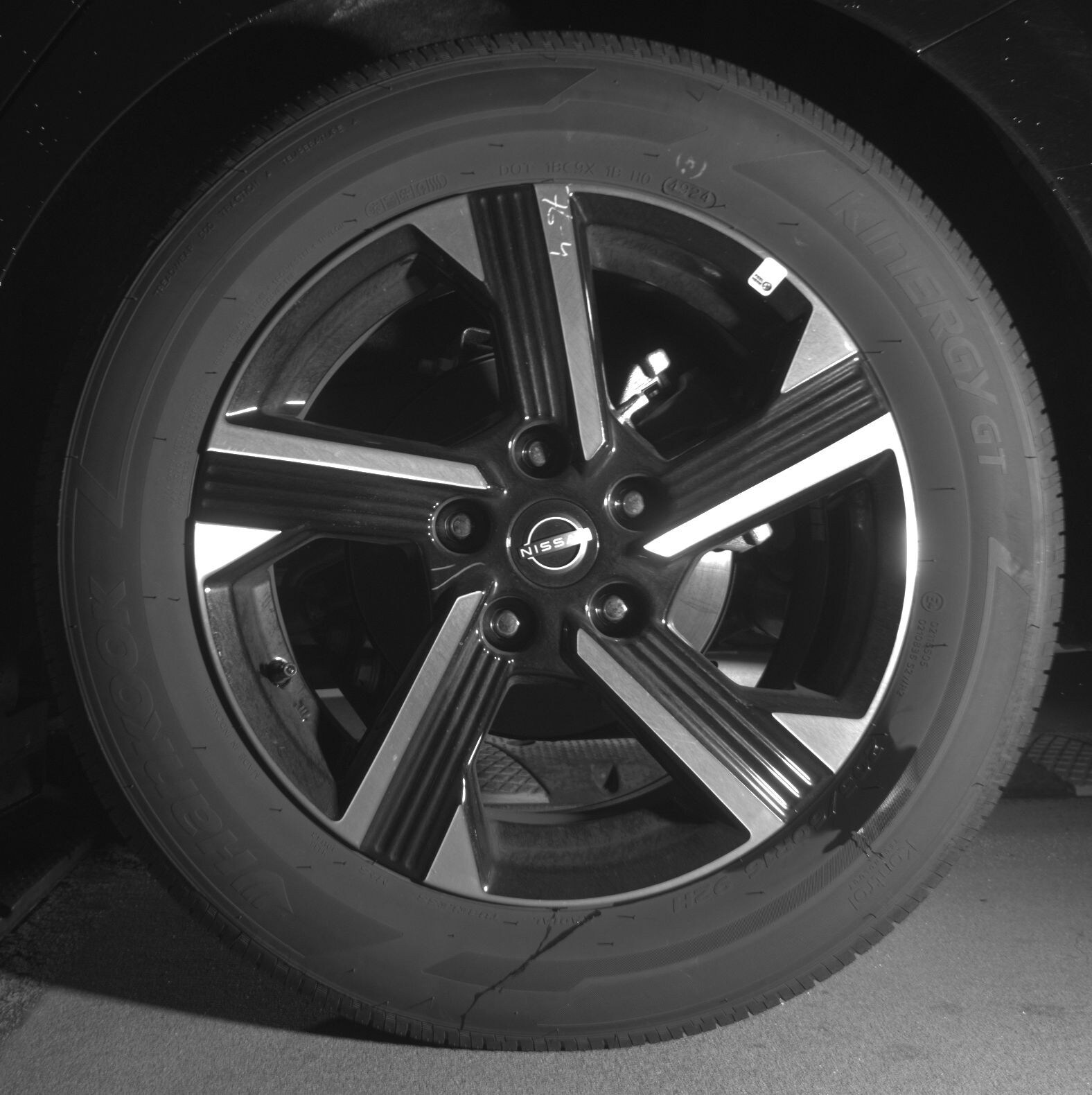 Thumbnail: 2025 Nissan Sentra - 11