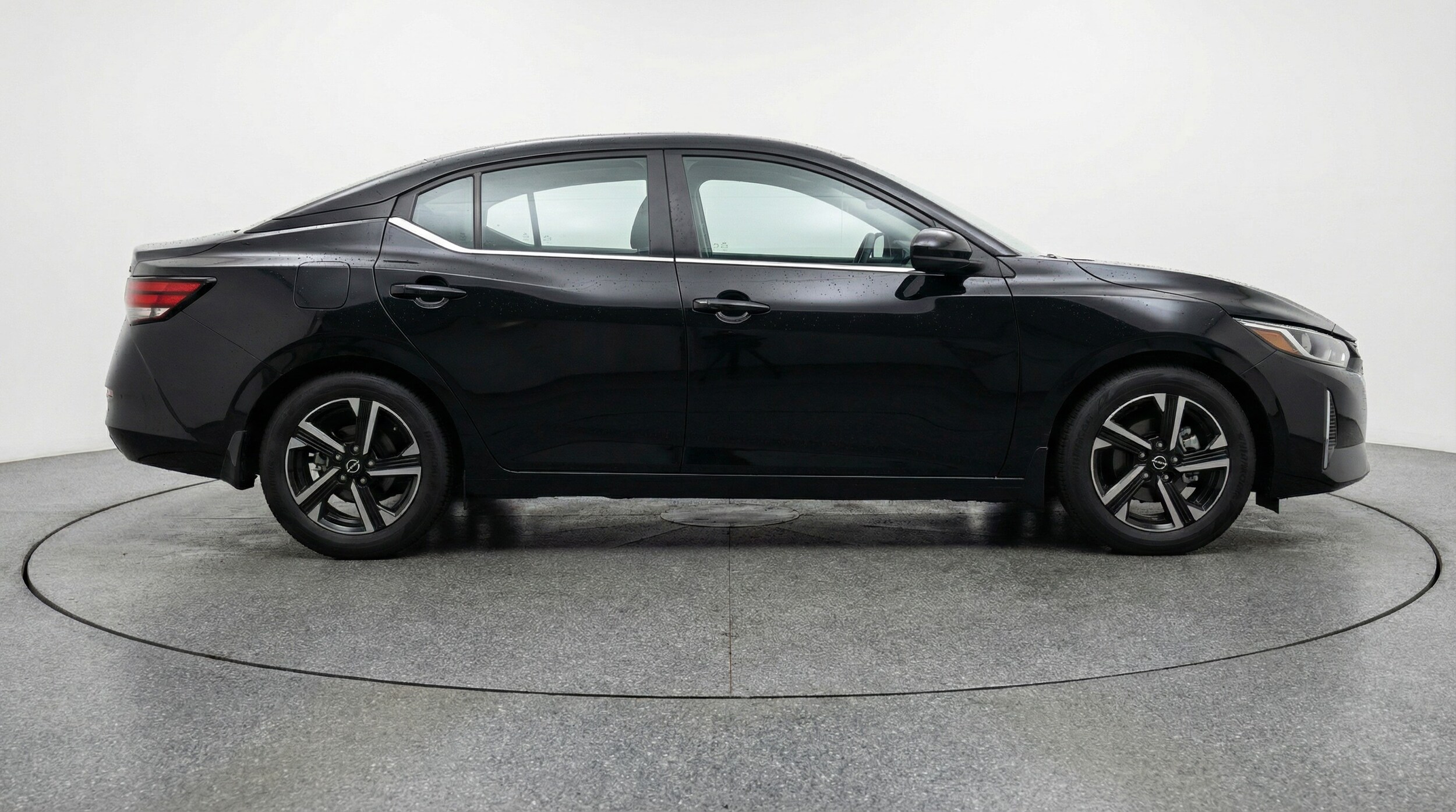 Thumbnail: 2025 Nissan Sentra - 8