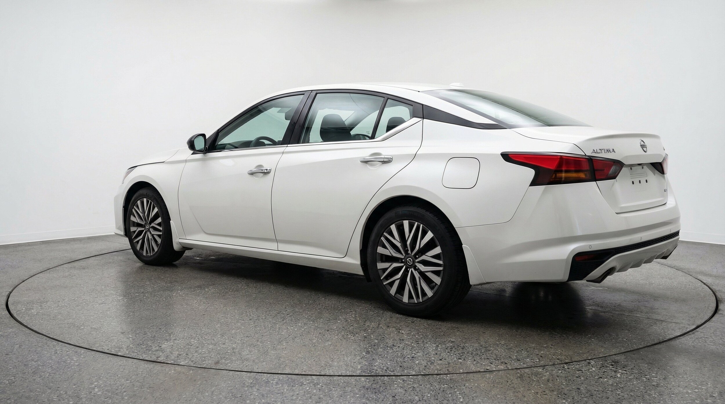 Thumbnail: 2025 Nissan Altima - 6