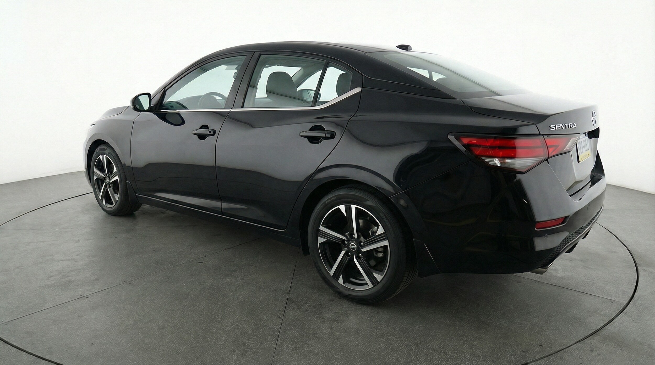 Thumbnail: 2025 Nissan Sentra - 5