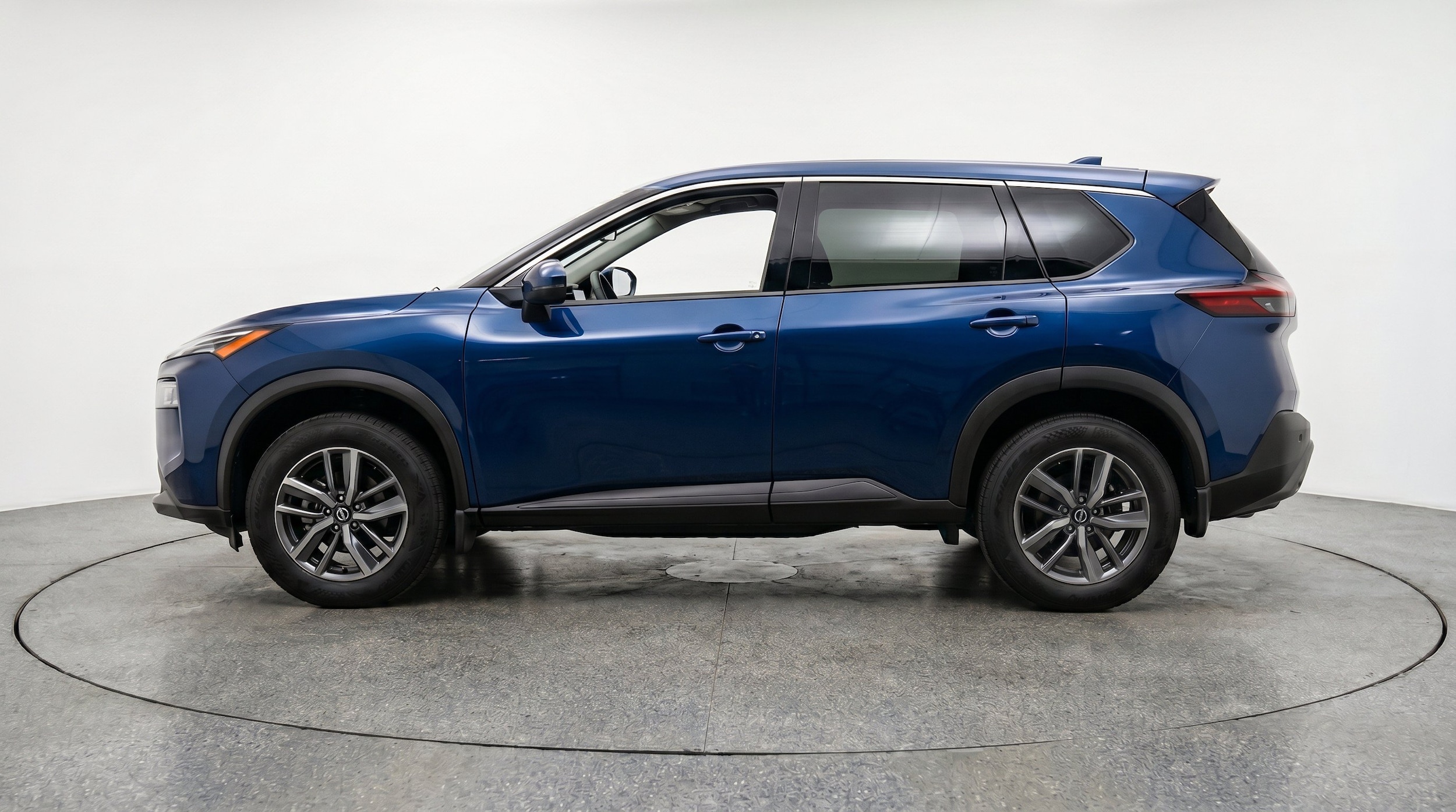 Thumbnail: 2026 Nissan Rogue - 5
