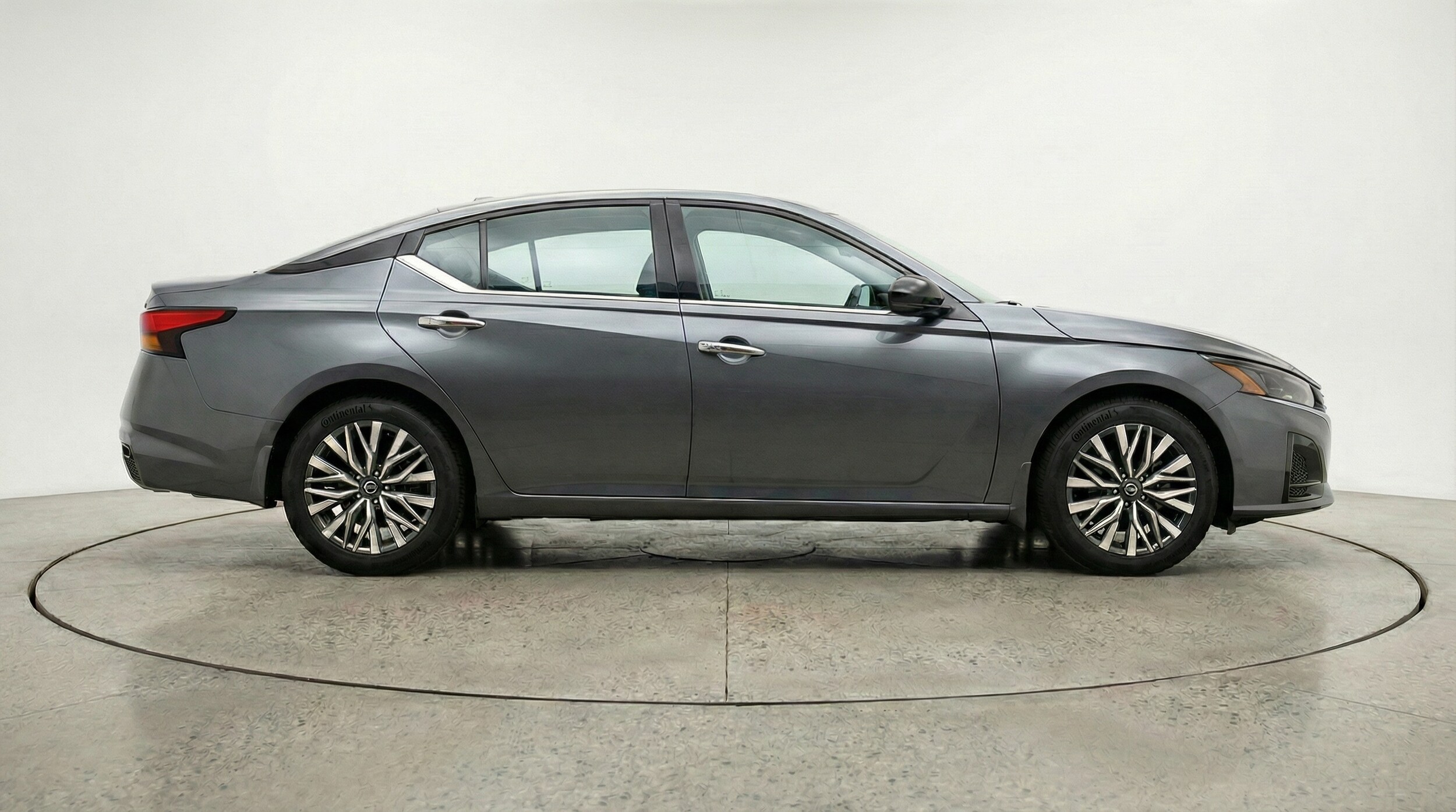 Thumbnail: 2025 Nissan Altima - 8