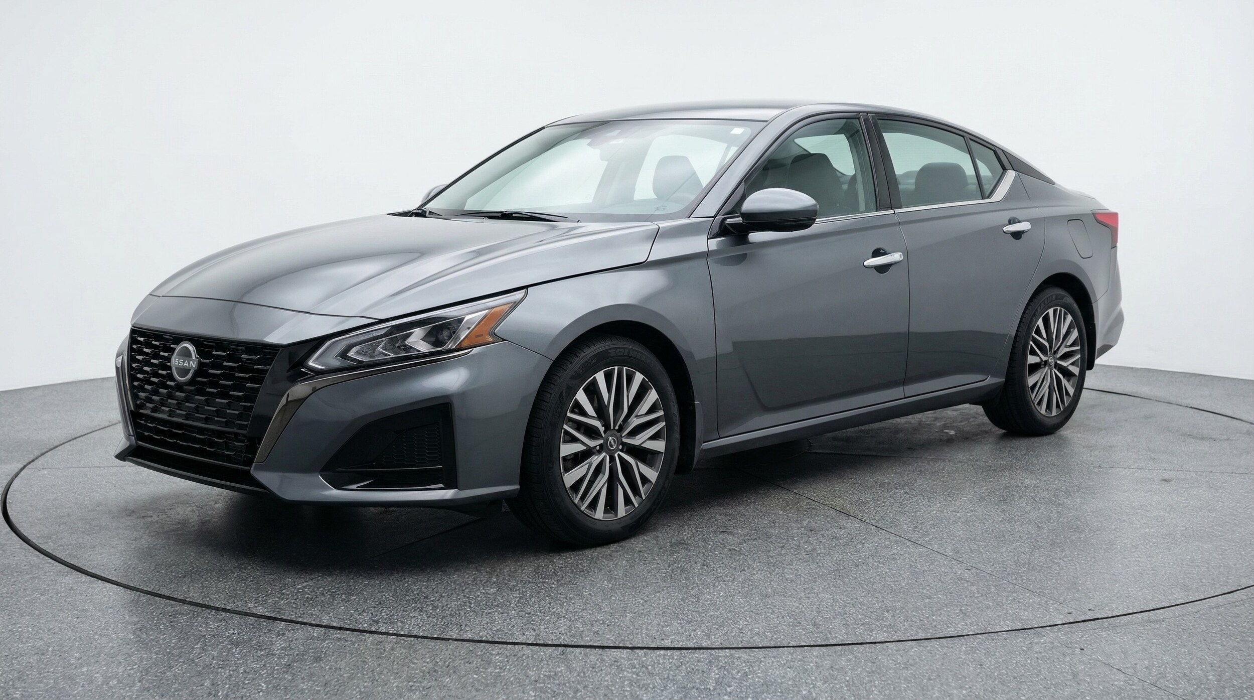 Thumbnail: 2025 Nissan Altima - 3