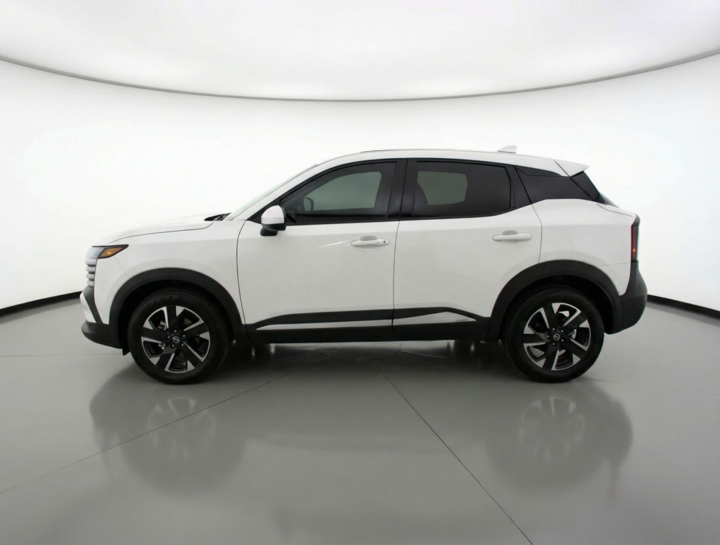Thumbnail: 2025 Nissan Kicks - 4
