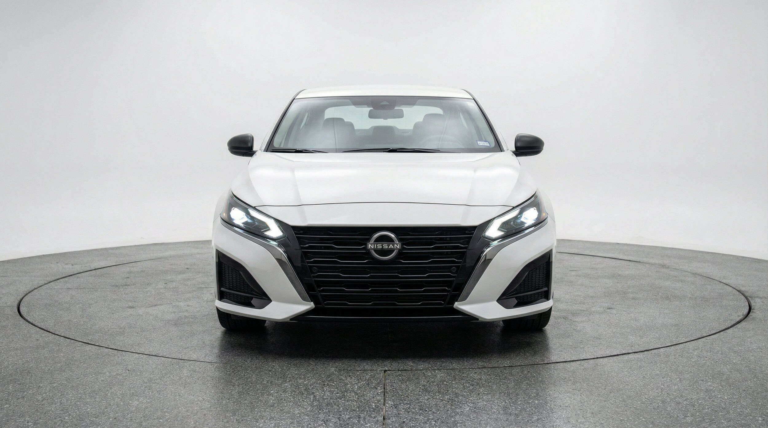 Thumbnail: 2025 Nissan Altima - 2