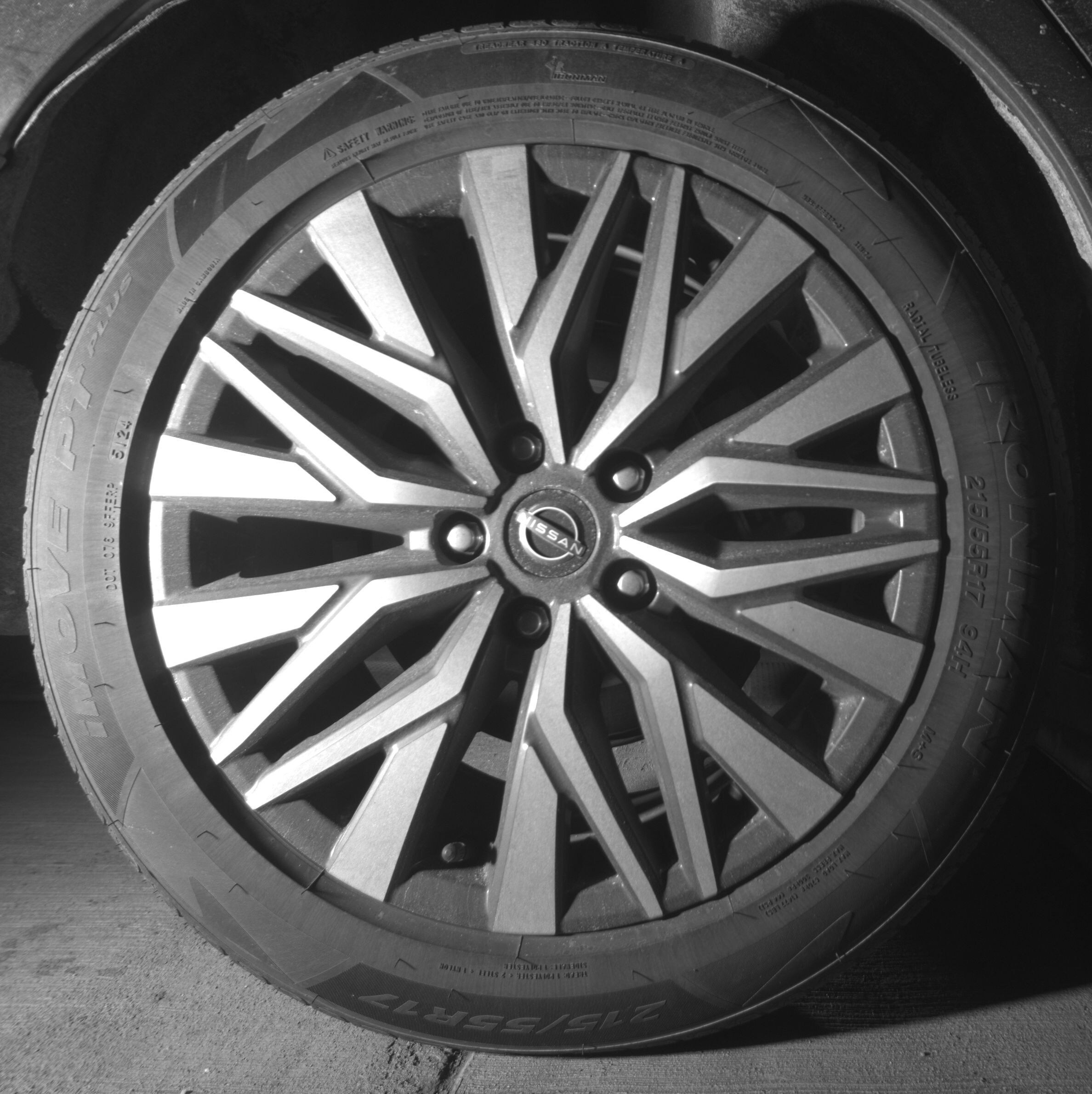 Thumbnail: 2025 Nissan Altima - 12