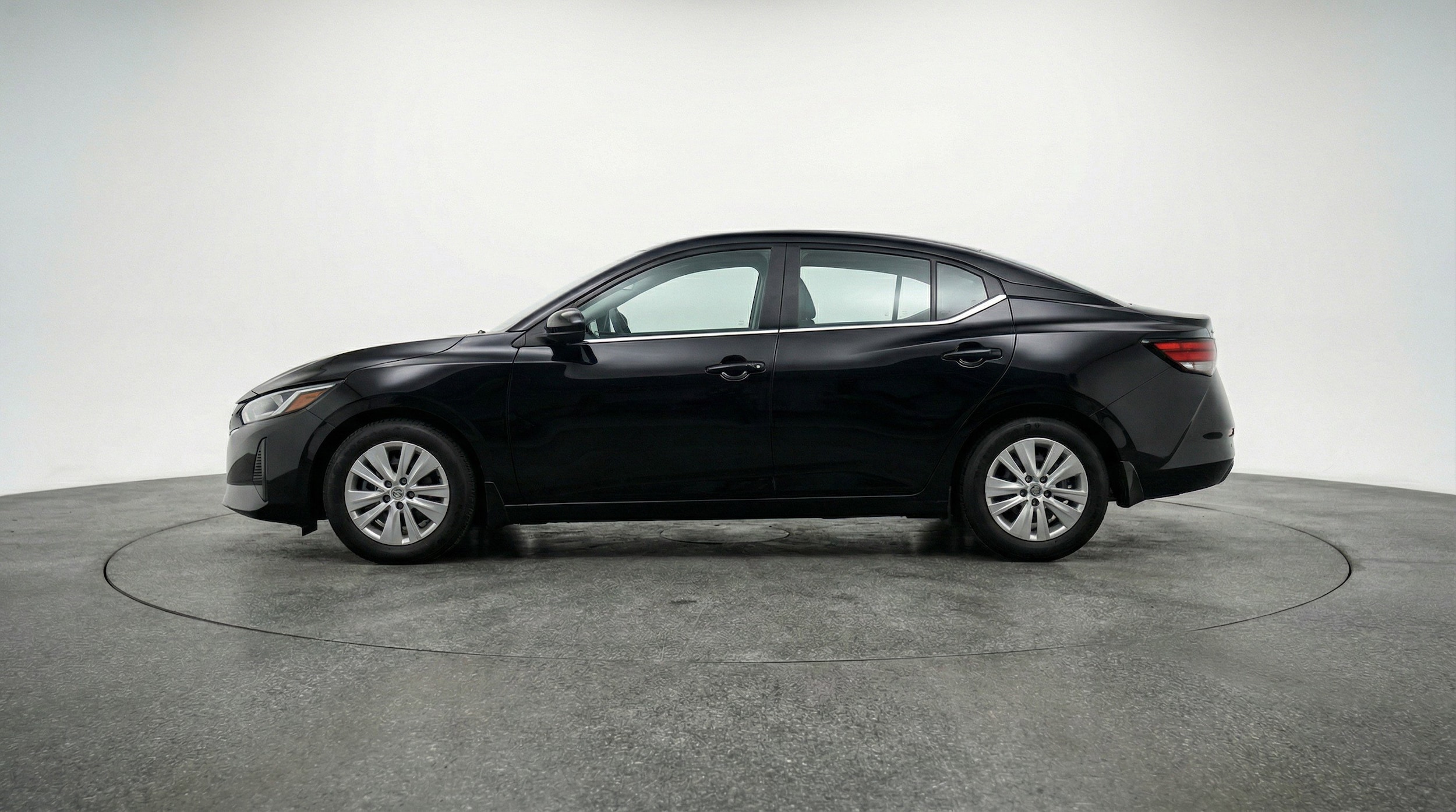 Thumbnail: 2025 Nissan Sentra - 5