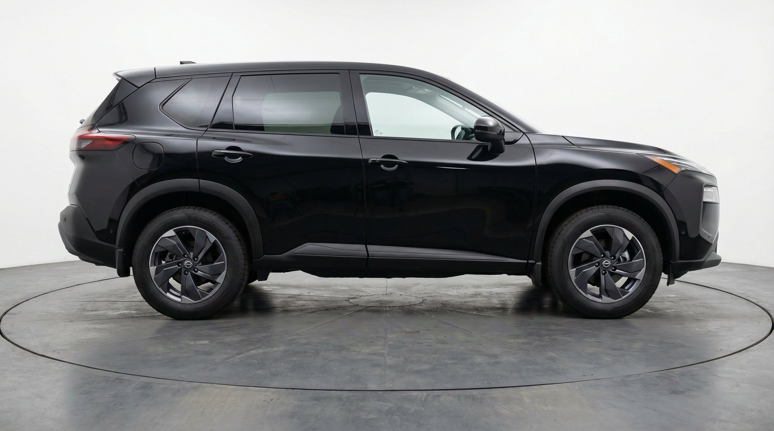 Thumbnail: 2025 Nissan Rogue - 11