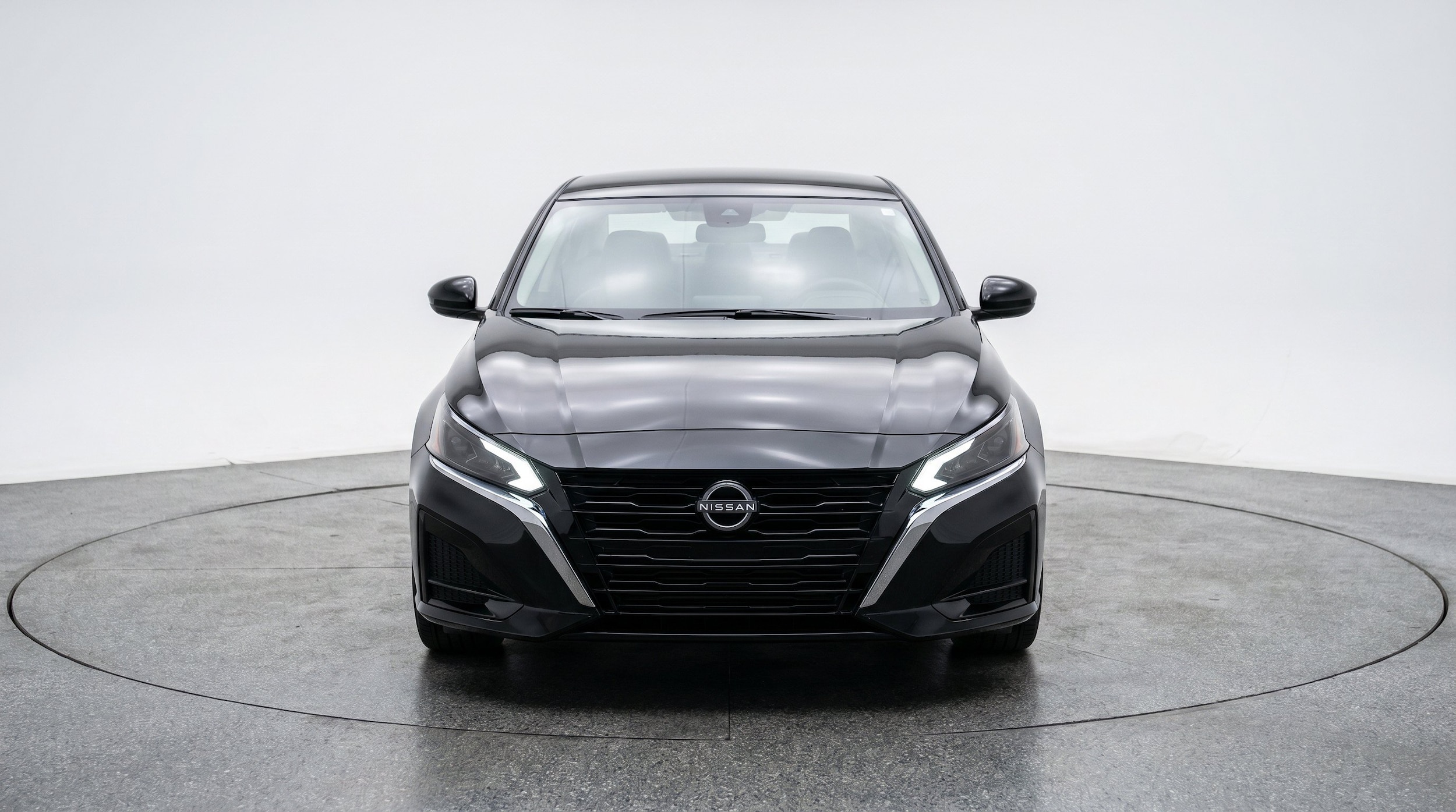 Thumbnail: 2025 Nissan Altima - 2