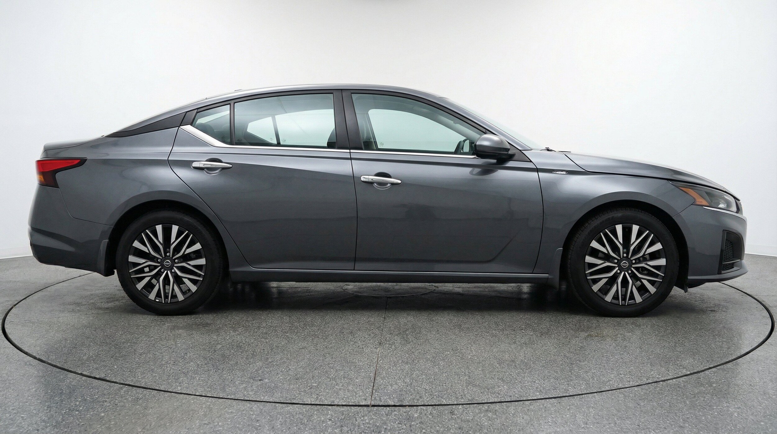 Thumbnail: 2025 Nissan Altima - 11