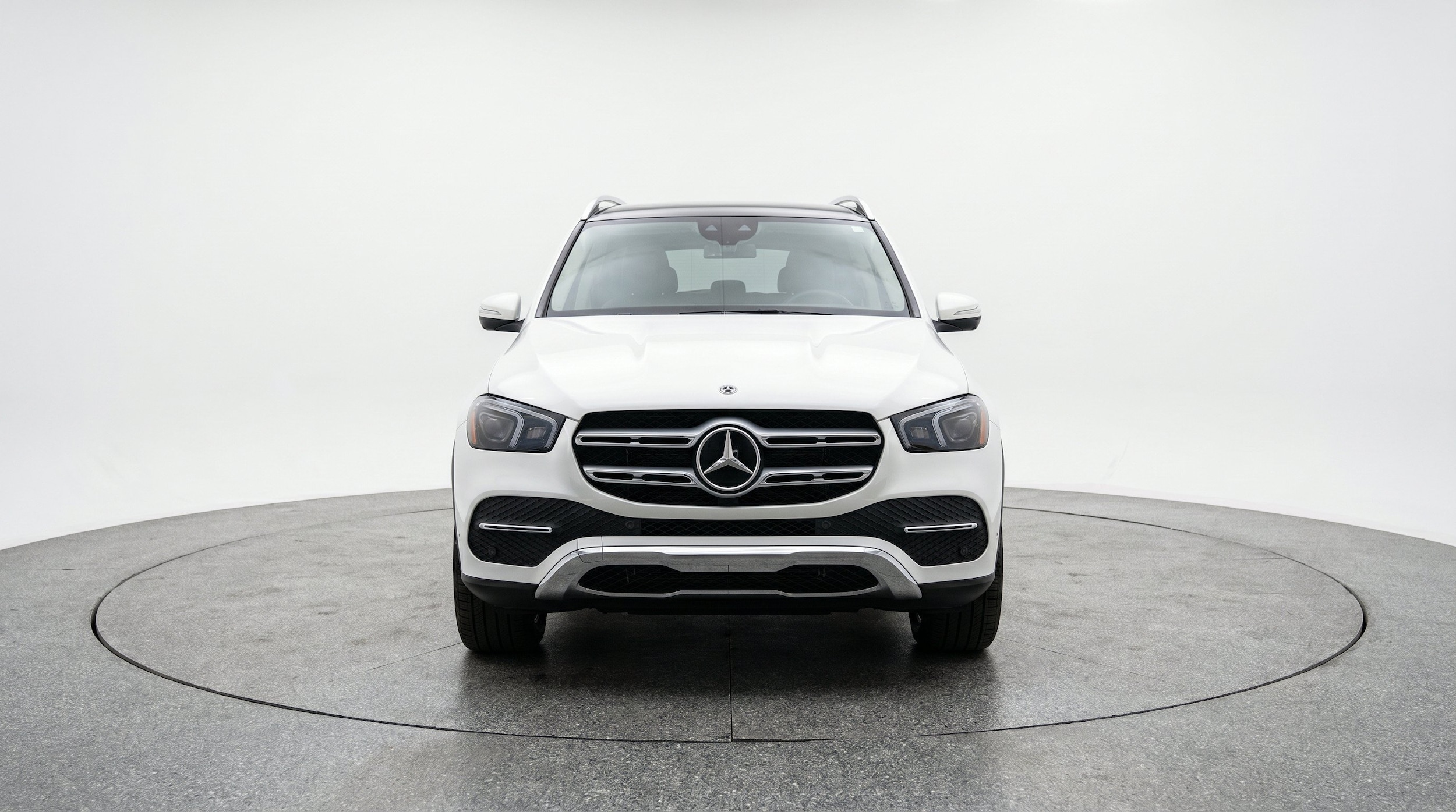 Thumbnail: 2026 Mercedes-Benz GLE - 2