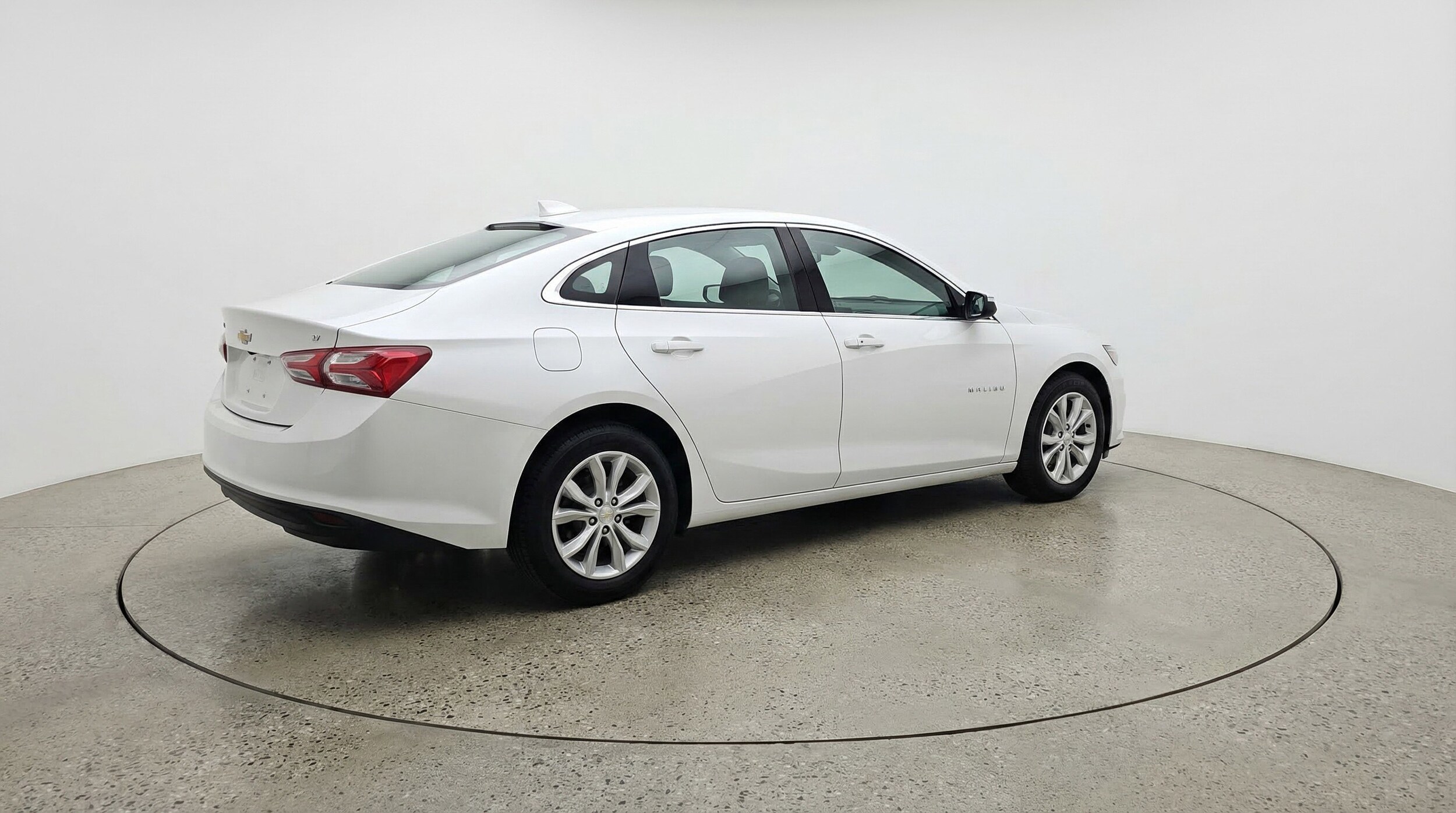 Thumbnail: 2023 Chevrolet Malibu - 9