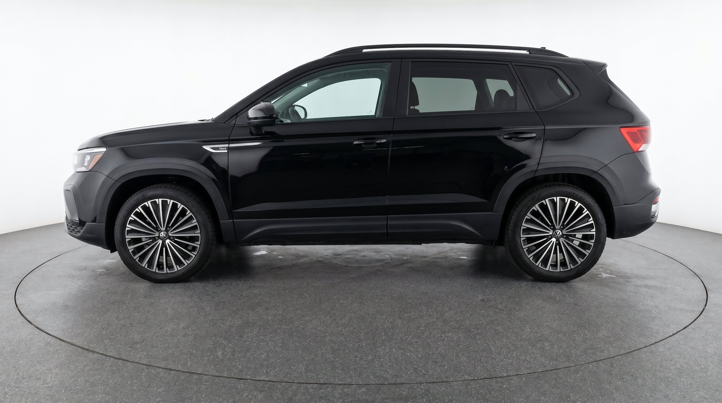 Thumbnail: 2026 Volkswagen Taos - 5