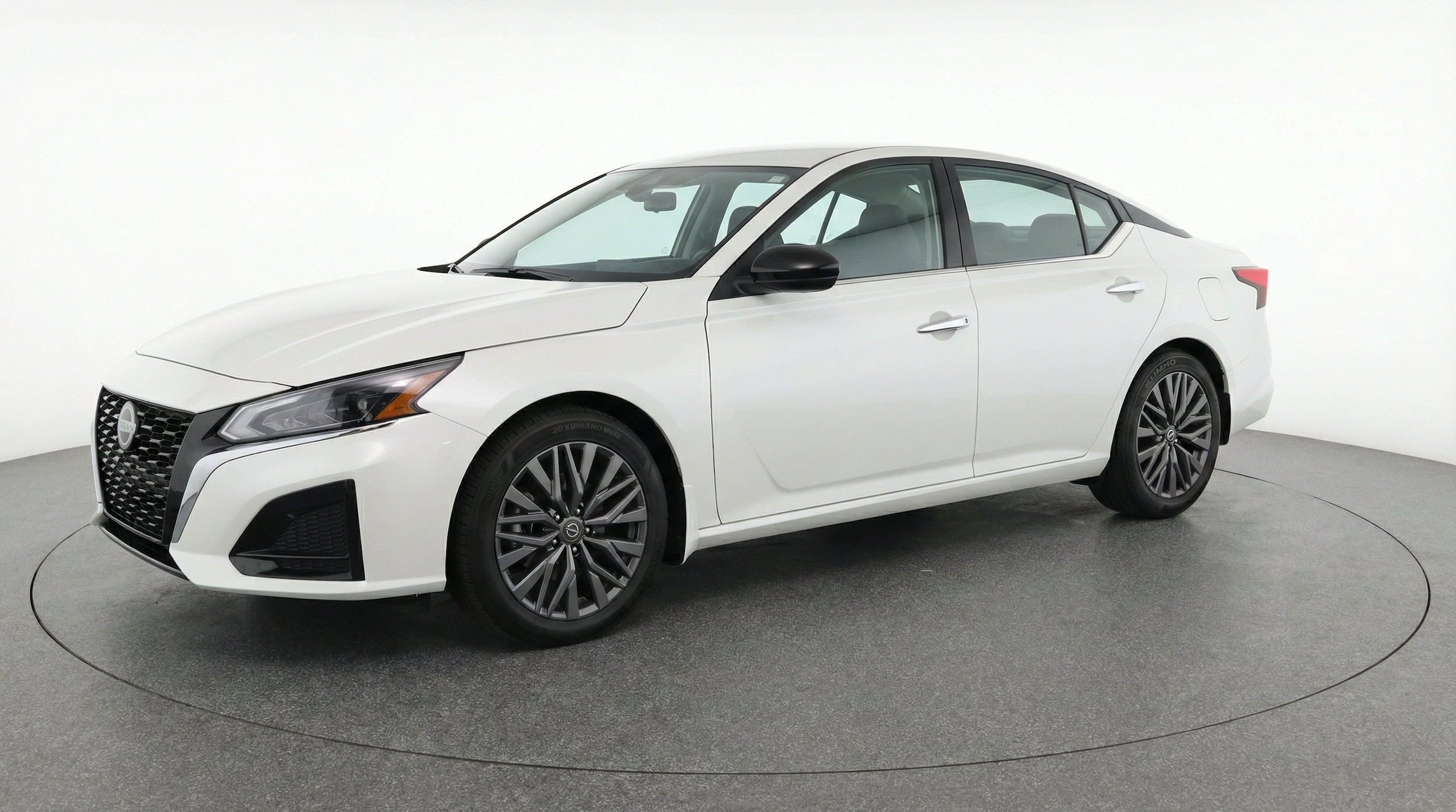 Thumbnail: 2025 Nissan Altima - 3