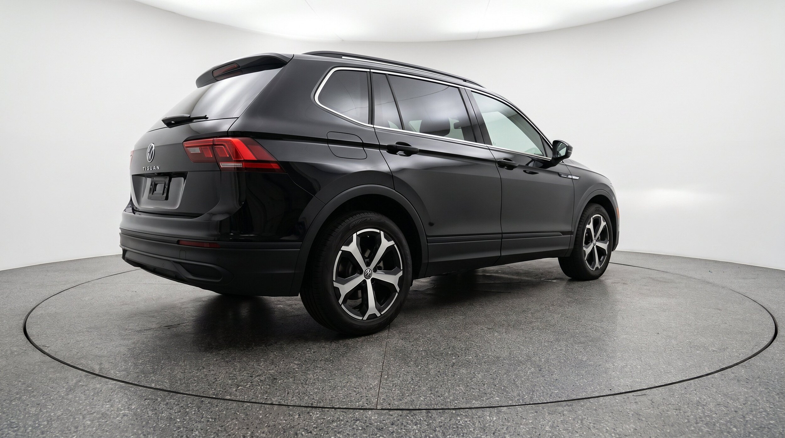 Thumbnail: 2026 Volkswagen Tiguan - 9