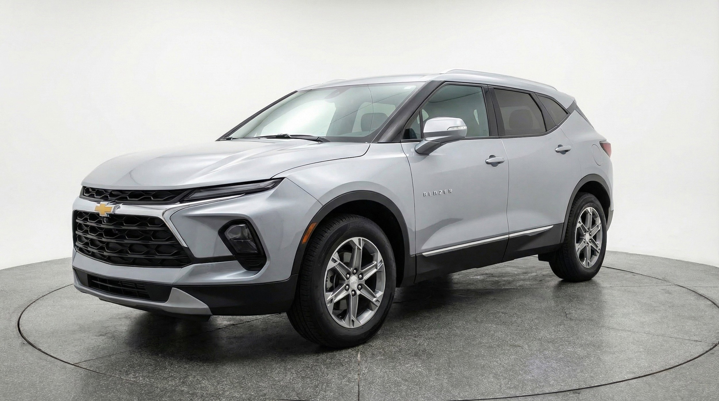 Thumbnail: 2025 Chevrolet Blazer - 3