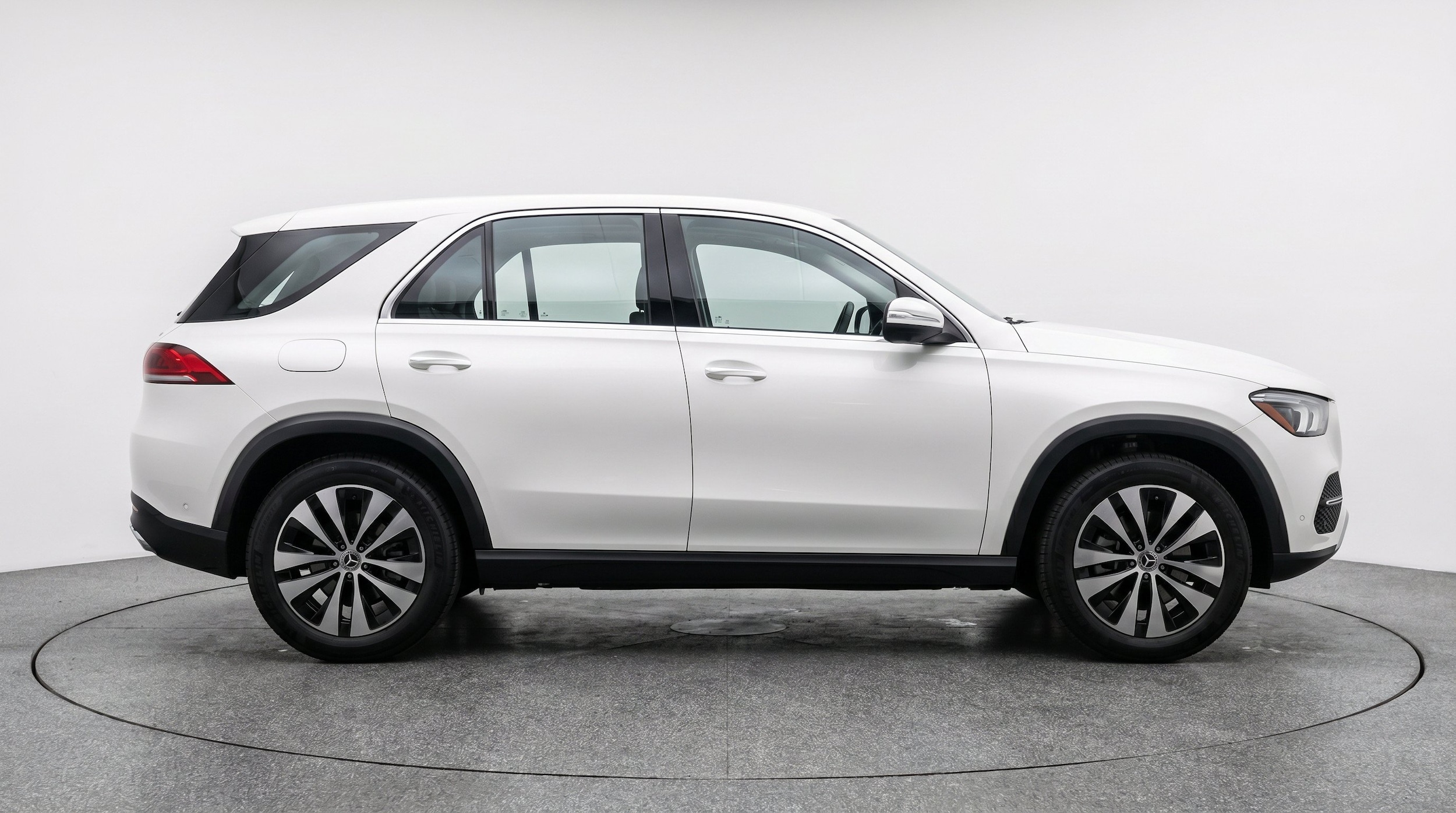Thumbnail: 2026 Mercedes-Benz GLE - 11