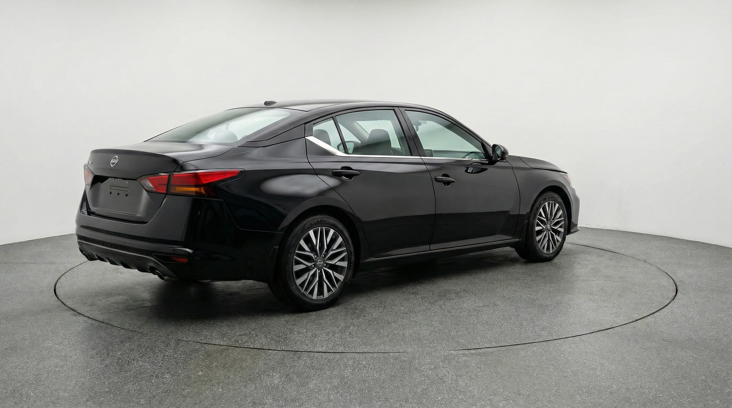 Thumbnail: 2025 Nissan Altima - 7