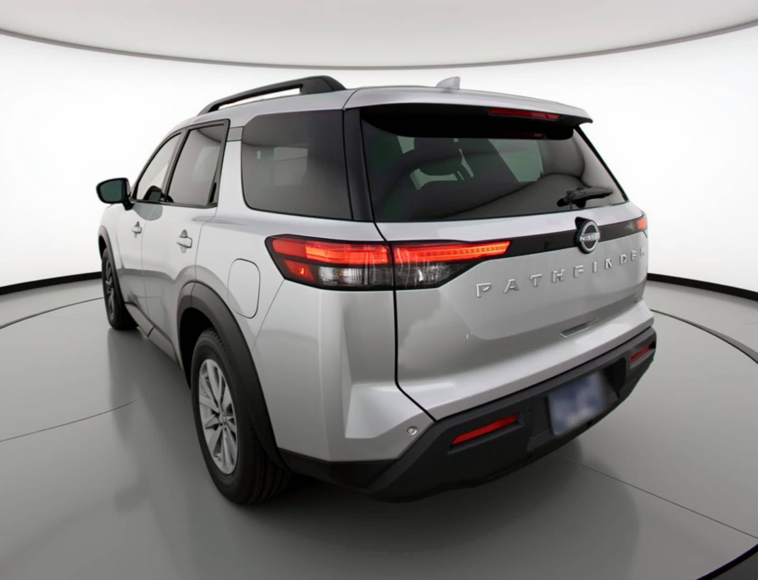 Thumbnail: 2025 Nissan Pathfinder - 5