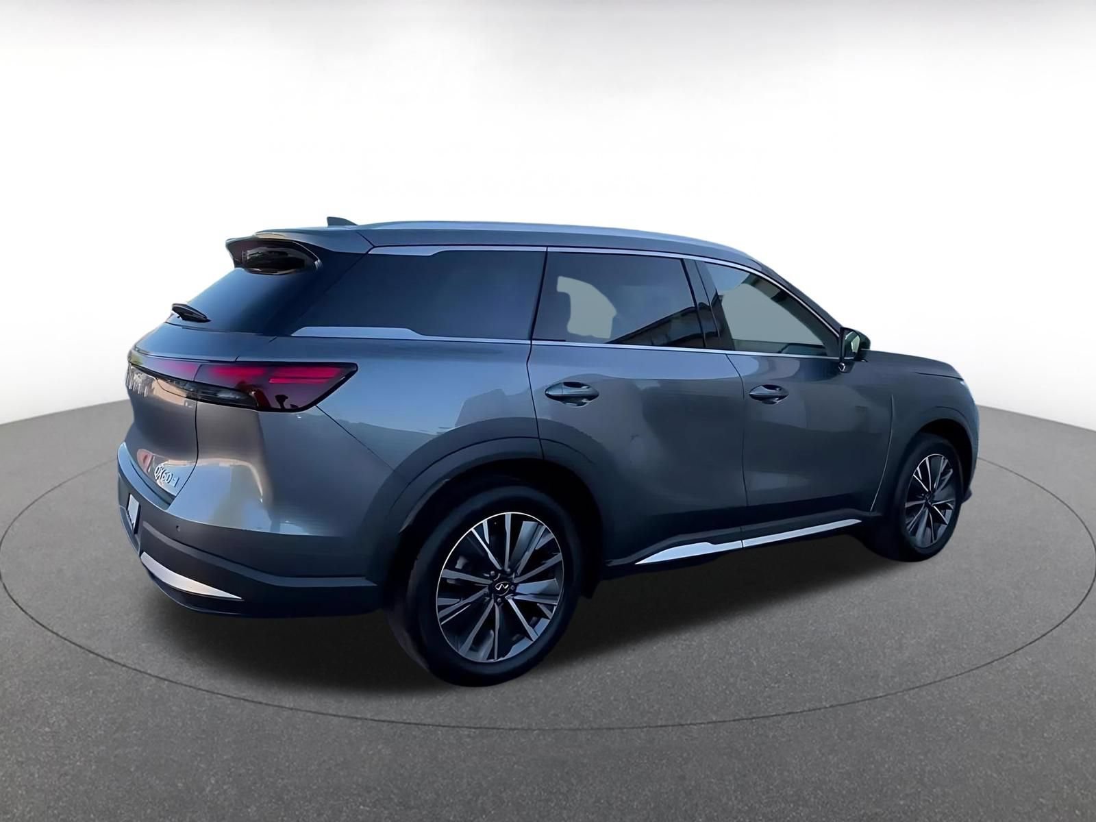 Thumbnail: 2026 INFINITI QX60 - 12