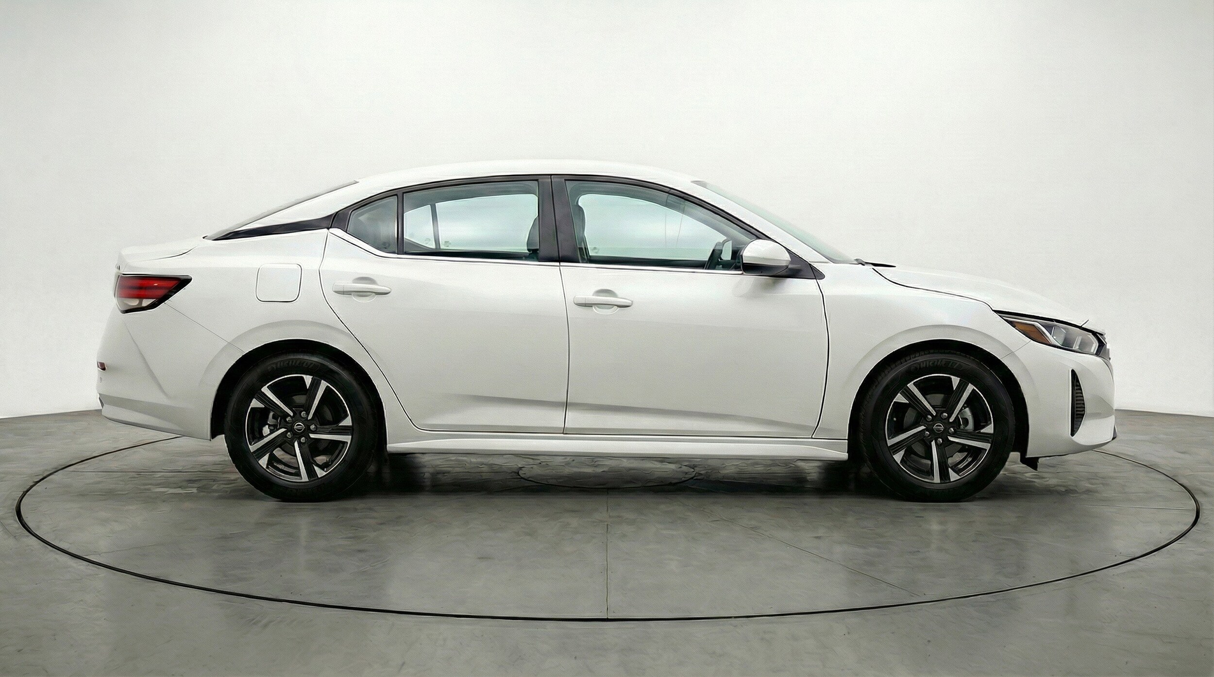 Thumbnail: 2025 Nissan Sentra - 11